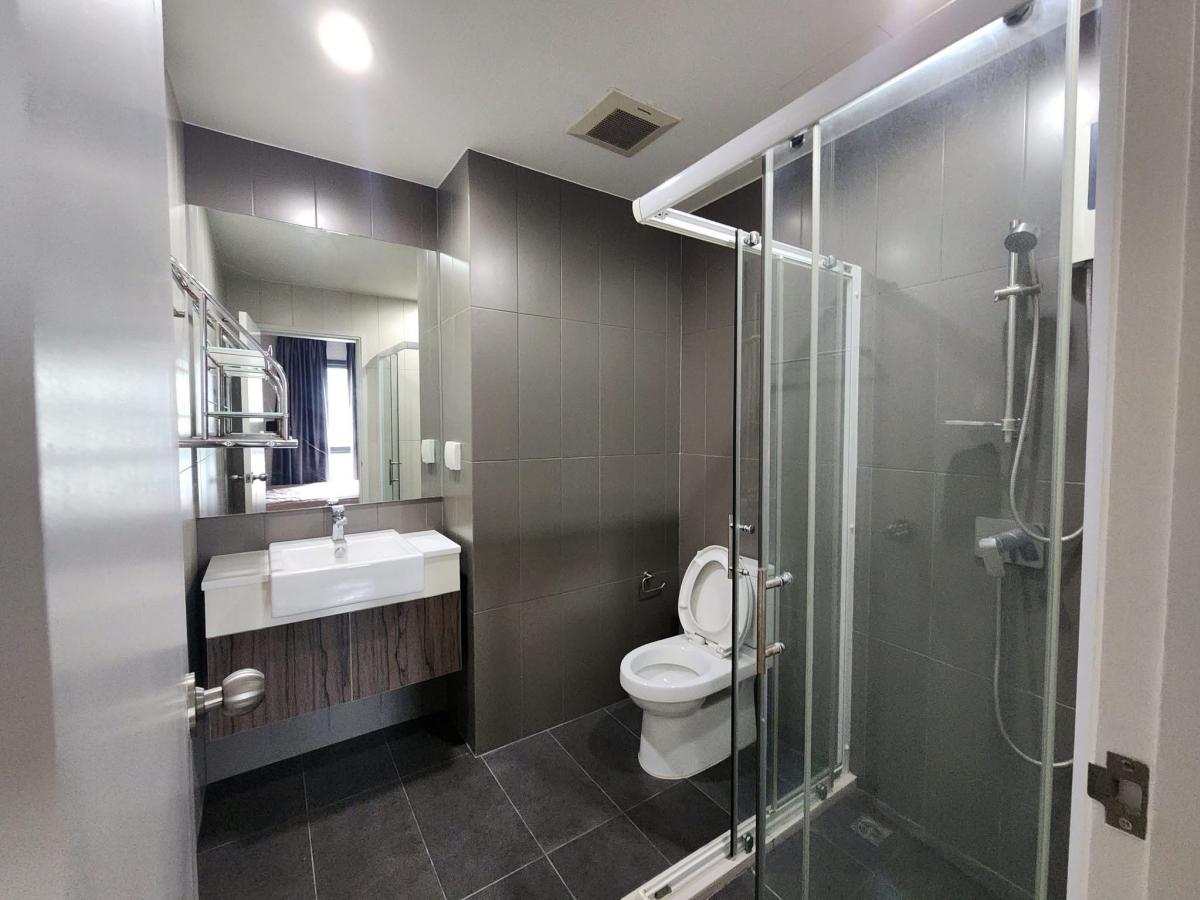 For SaleCondoRatchadapisek, Huaikwang, Suttisan : 07/03/2026, Beautiful condo ready to move in, Centric Ratchada-Huai Khwang, 1 bedroom, 32 sqm.Near MRT Huai Khwang, special price 3.35 million!