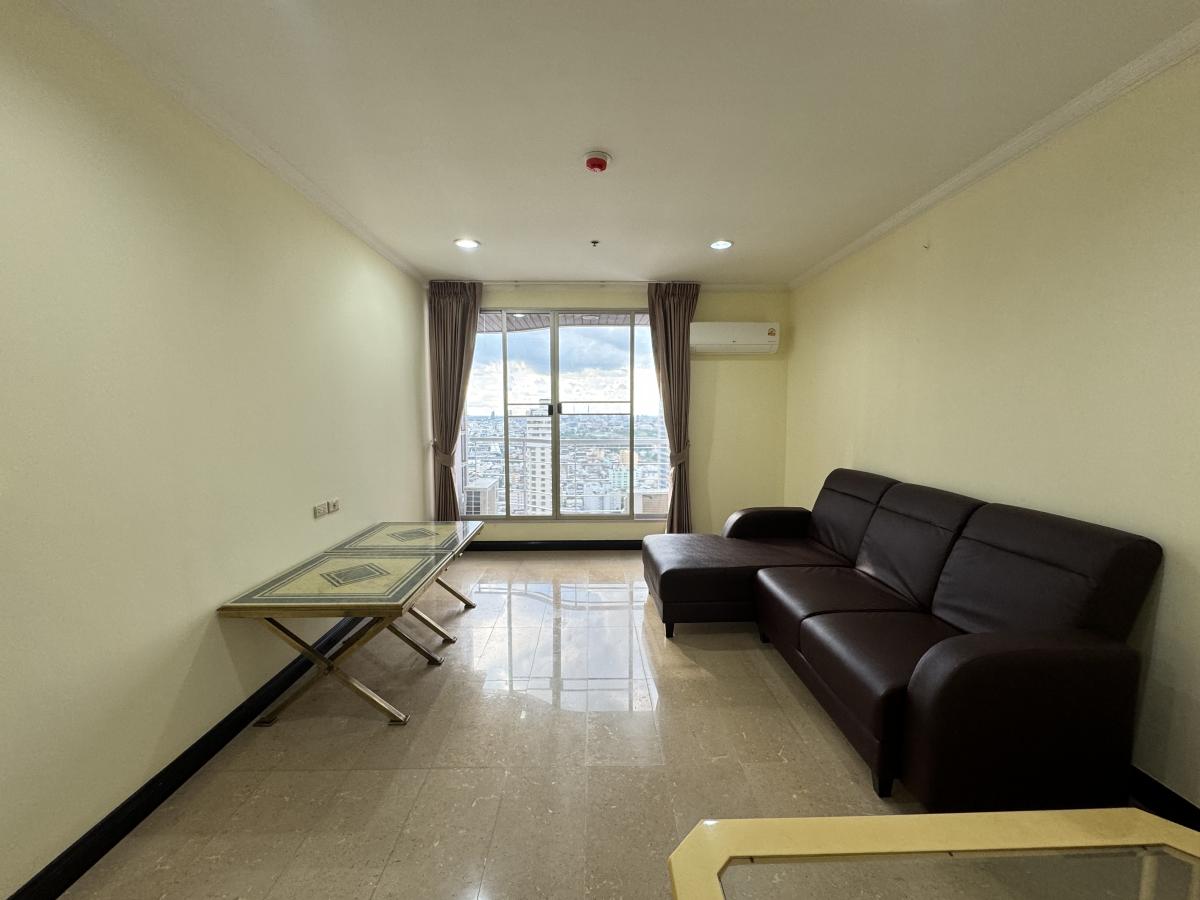 For RentCondoRatchathewi,Phayathai : 30/03/2026, Rent a luxury 2-bedroom condo @Pathumwan Resort near BTS Phaya Thai
with fitness pool - 26,000 Baht/month. Start your new life! 0642748883