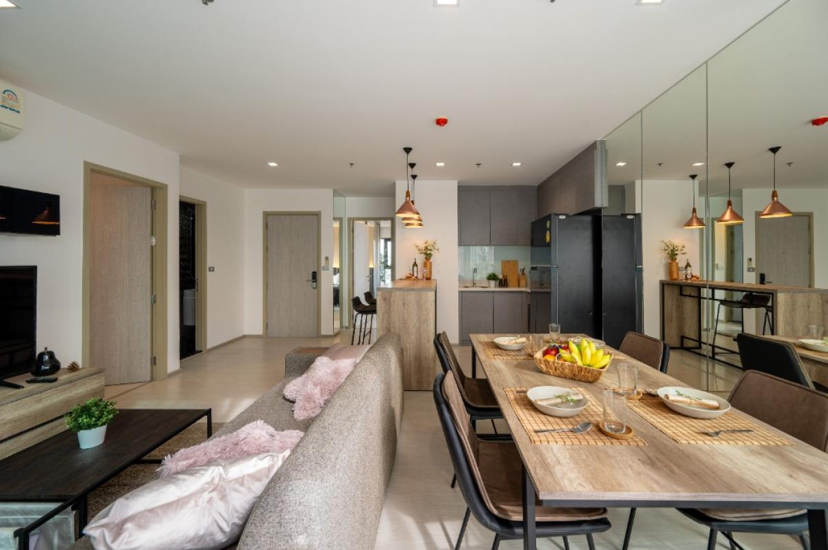 ขายคอนโดสุขุมวิท อโศก ทองหล่อ : 03/04/2026, รวมค่าโอนคอนโดหรู 2 ห้องนอน RHYTHM สุขุมวิท 36-38 
ใกล้ BTS ทองหล่อ ราคาพิเศษ 12.9 ลบ.เท่านั้น! 0642748883