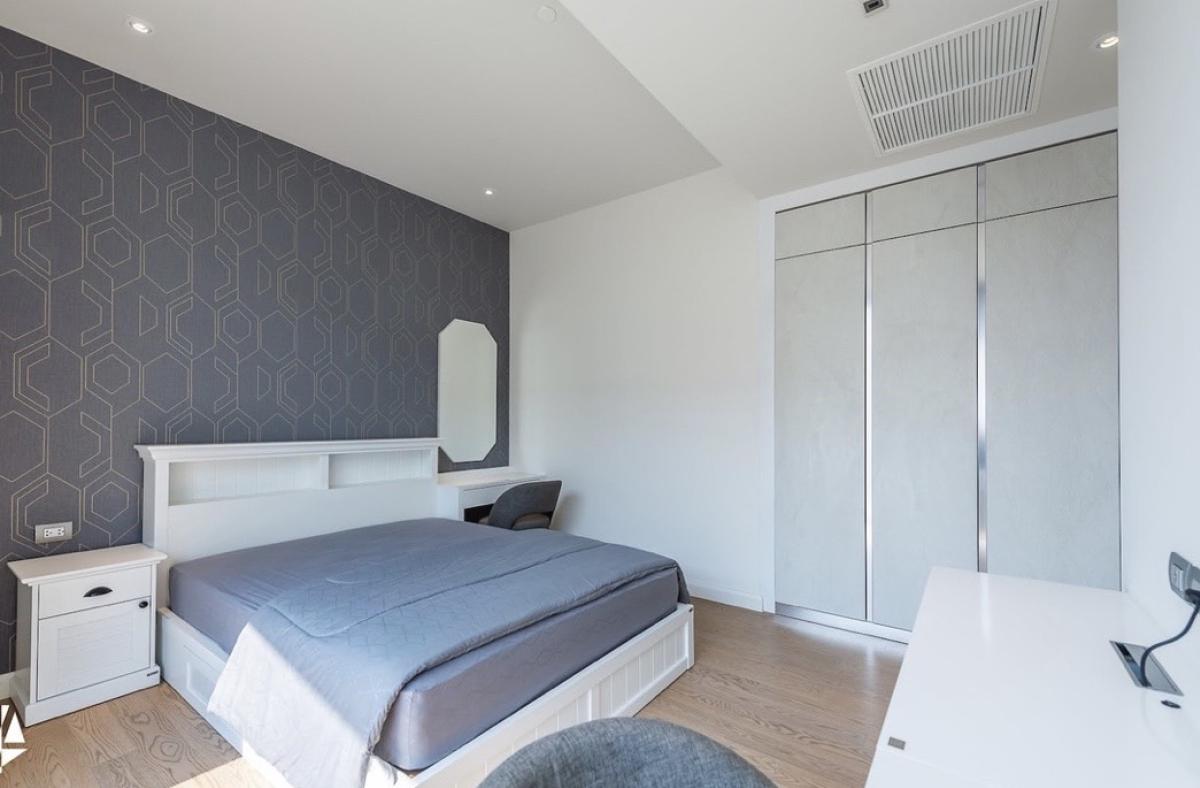 For SaleCondoWongwianyai, Charoennakor : 03/04/2026, Luxury life 2 bedrooms 2 bathrooms at Magnolias Waterfront Residences @ ICONSIAM
Only 32 sqm. Close to BTS Krung Thonburi with complete facilities! 0642748883