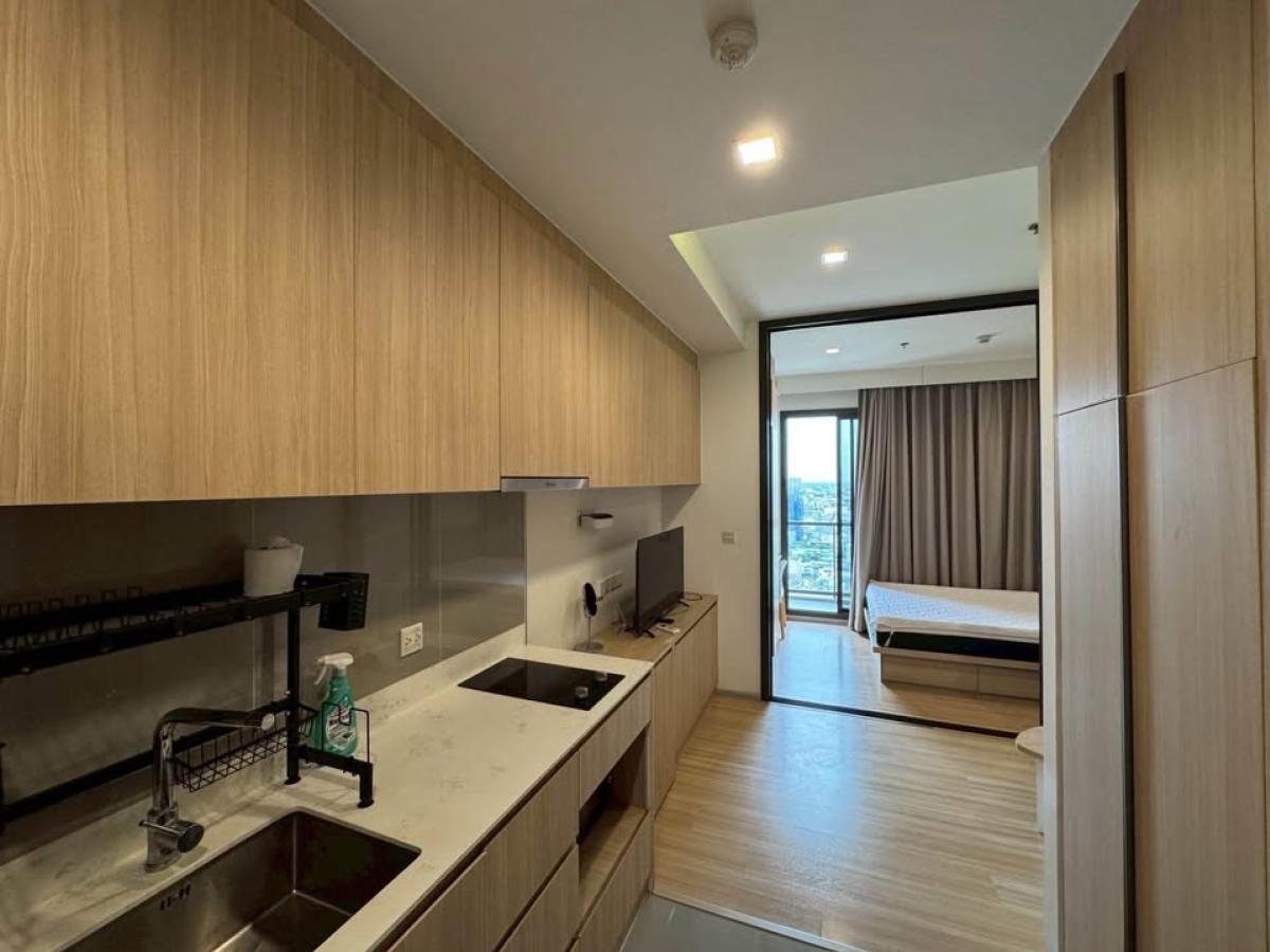 For SaleCondoSapankwai,Jatujak : 03/04/2026, Condo in the heart of Chatuchak, next to BTS/MRT, only 3.45 million
Fully equipped with everything, close to markets and malls, with luxurious amenities! 0642748883