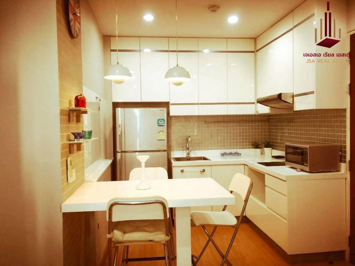 ให้เช่าคอนโดสาทร นราธิวาส : ✨ For Rent: The Complete Narathiwat Condo ✨💰 Only 25,000 THB/month