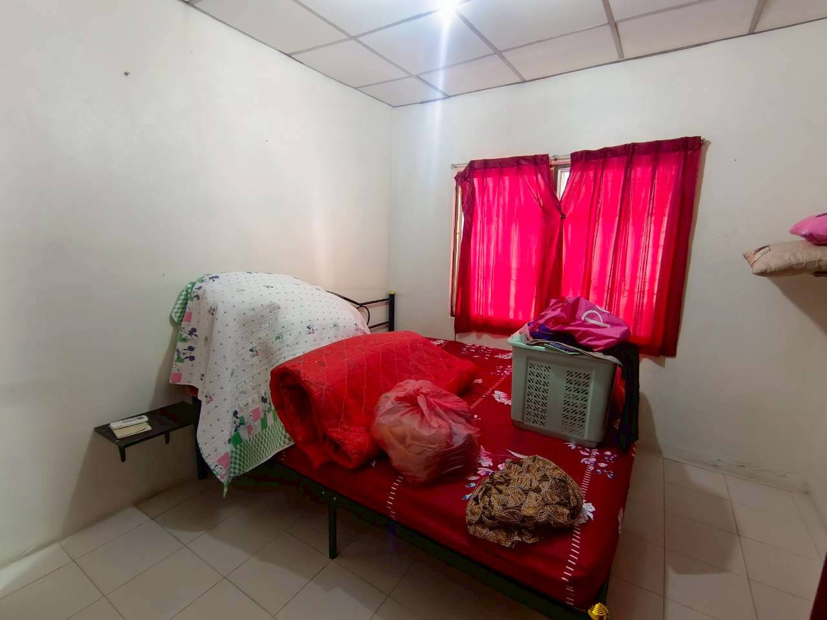 ขายบ้านมีนบุรี-ร่มเกล้า : ขายบ้านเดี่ยว 1 ชั้น พร้อมอยู่ หมู่บ้านเคหะธานี 4 (ซอยมิสทีน) สะพานสูง กรุงเทพฯ