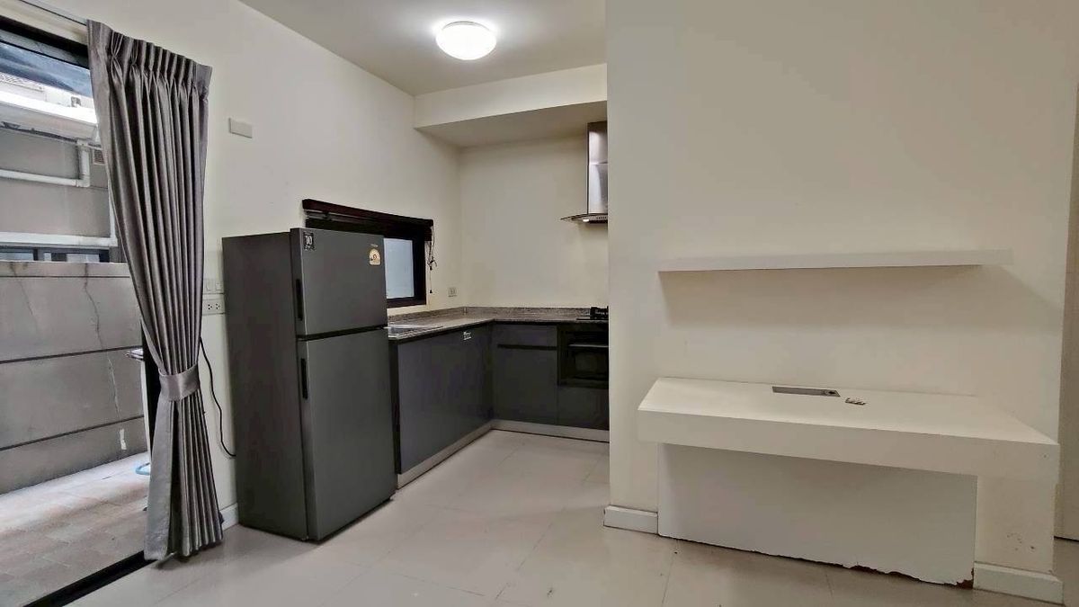 ให้เช่าทาวน์โฮมพระราม 2 บางขุนเทียน : 🏡 ให้เช่าทาวน์โฮม 3 ชั้น ทำเลทอง ใกล้เซ็นทรัลพระราม 2