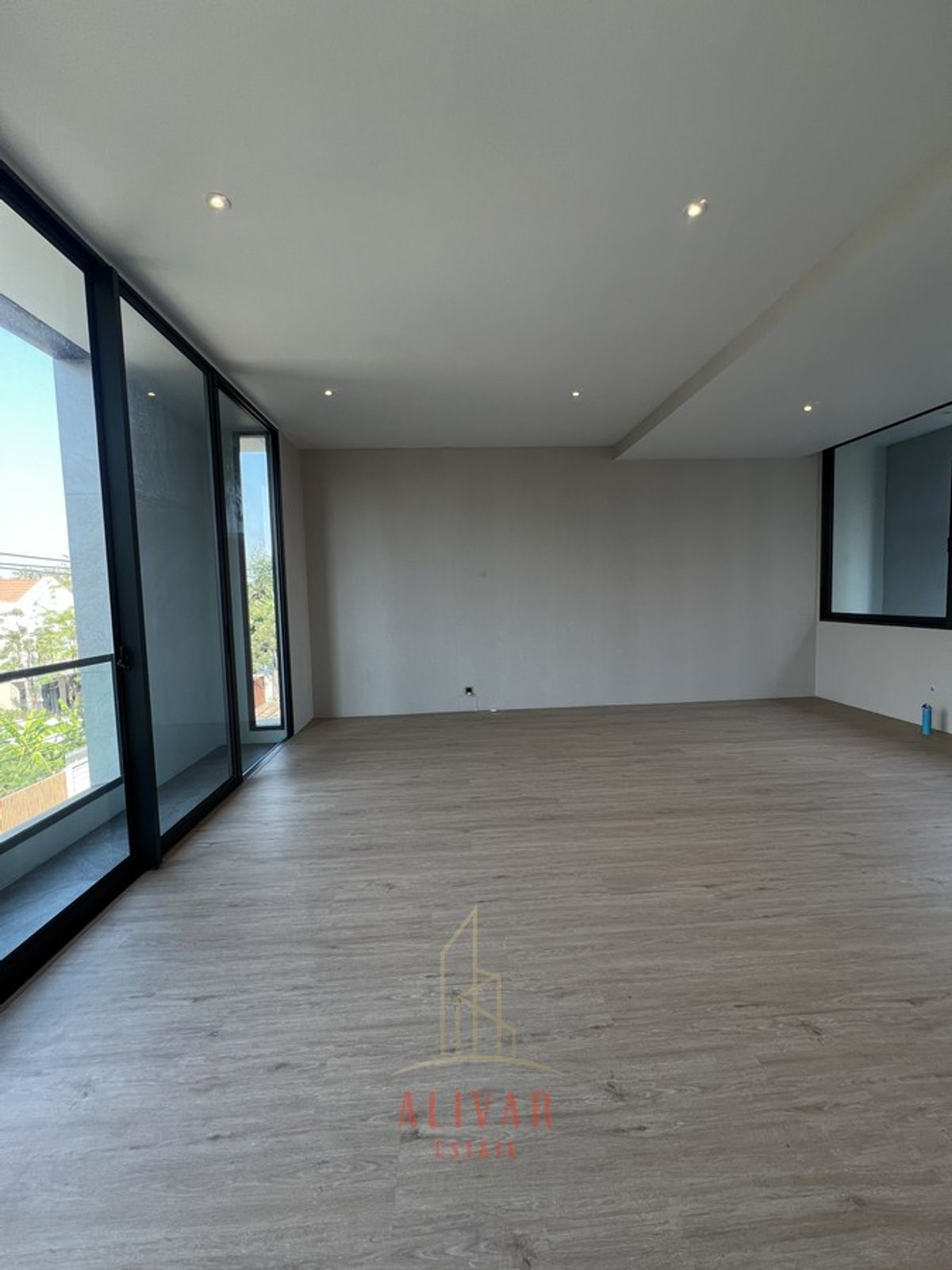 For SaleHome OfficePattanakan, Srinakarin : RH021225 Sell Luxury Home Office at Srinakarin (Size 531 SQ.M.)