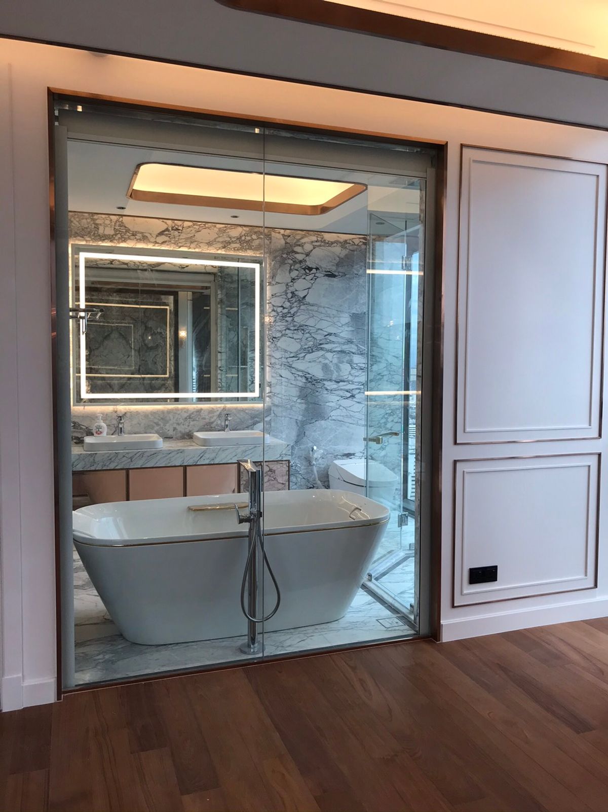 ขายคอนโดพระราม 9 เพชรบุรีตัดใหม่ RCA : 🔥 ขายด่วน 🔥  Duplex Penthouse ถูกที่สุด ห้องว่าง ห้องสวย ตรงปก วิวดีมาก พร้อมนัดดู  Call 0619824959