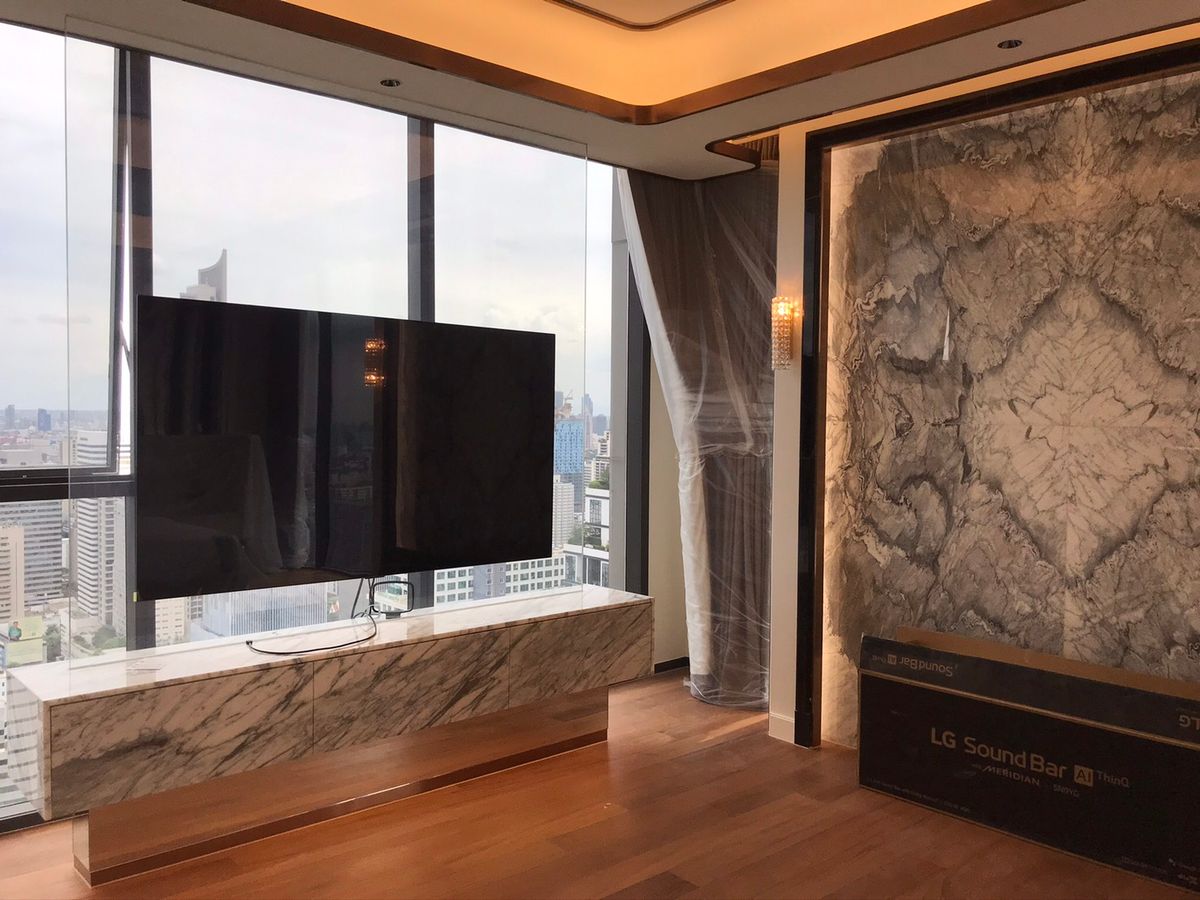 ขายคอนโดพระราม 9 เพชรบุรีตัดใหม่ RCA : 🔥 ขายด่วน 🔥  Duplex Penthouse ถูกที่สุด ห้องว่าง ห้องสวย ตรงปก วิวดีมาก พร้อมนัดดู  Call 0619824959