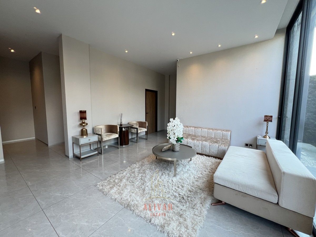 For SaleHome OfficePattanakan, Srinakarin : RH021225 Sell Luxury Home Office at Srinakarin (Size 531 SQ.M.)