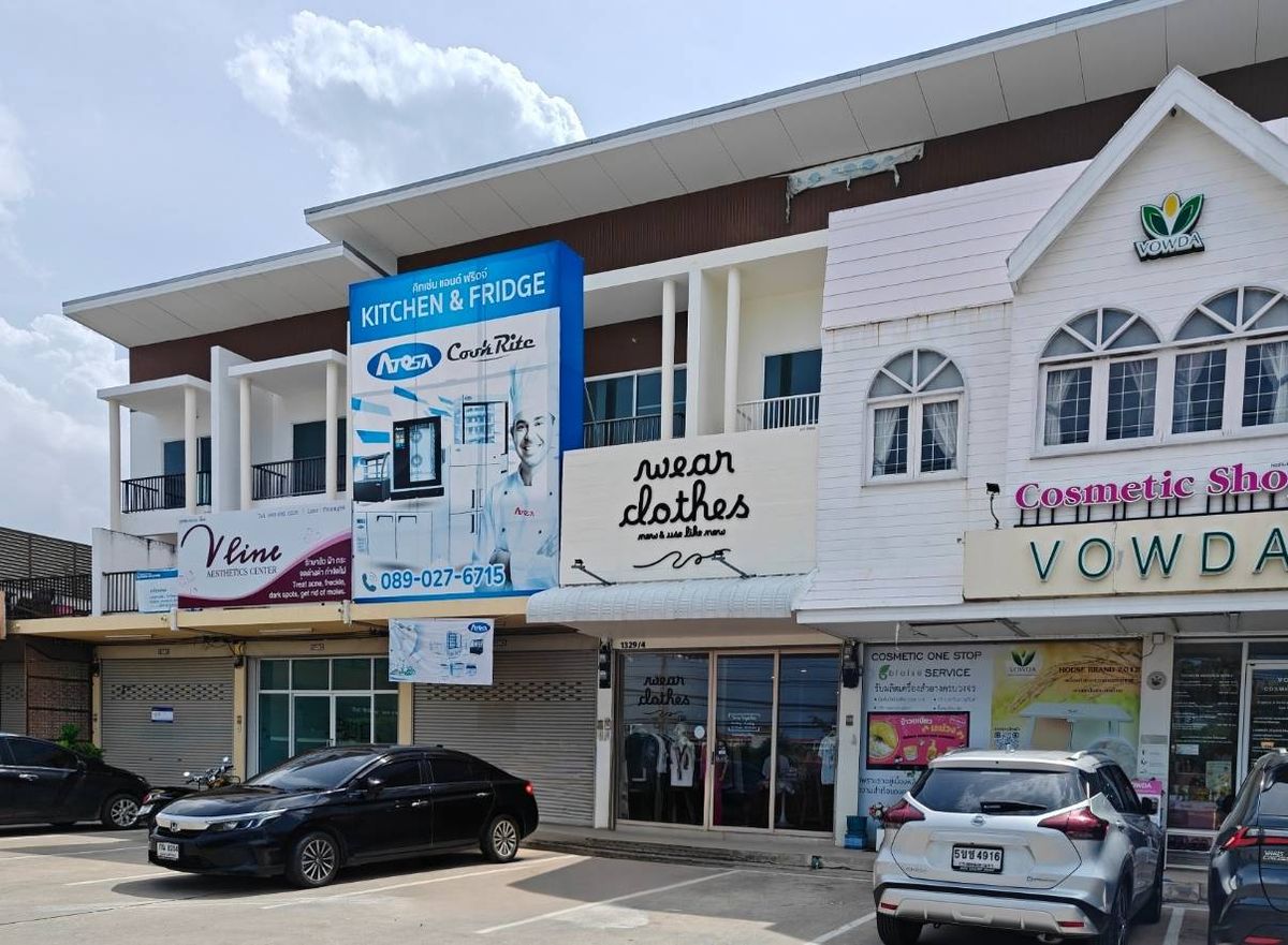 For SaleShop HouseCha-am Phetchaburi : 3rd floor commercial building for sale 24 square meters, Cha -am, Phetchaburi Province