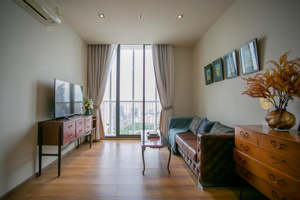 For SaleCondoSukhumvit, Asoke, Thonglor : 🔥Urgent sale with tenant🔥 Condo Park Origin Phrom Phong (Park 24), near Emporium Shopping Mall / BTS Phrom Phong, fully furnished, ready to move in (Tenant's lease ends in July 2026)
