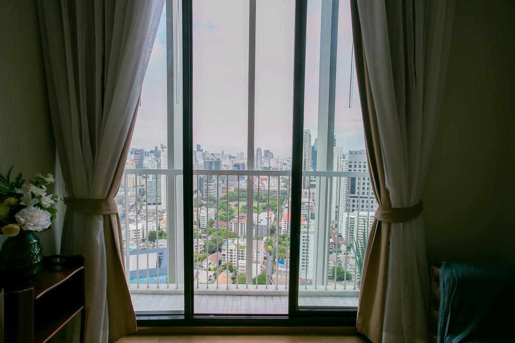 For SaleCondoSukhumvit, Asoke, Thonglor : 🔥Urgent sale with tenant🔥 Condo Park Origin Phrom Phong (Park 24), near Emporium Shopping Mall / BTS Phrom Phong, fully furnished, ready to move in (Tenant's lease ends in July 2026)