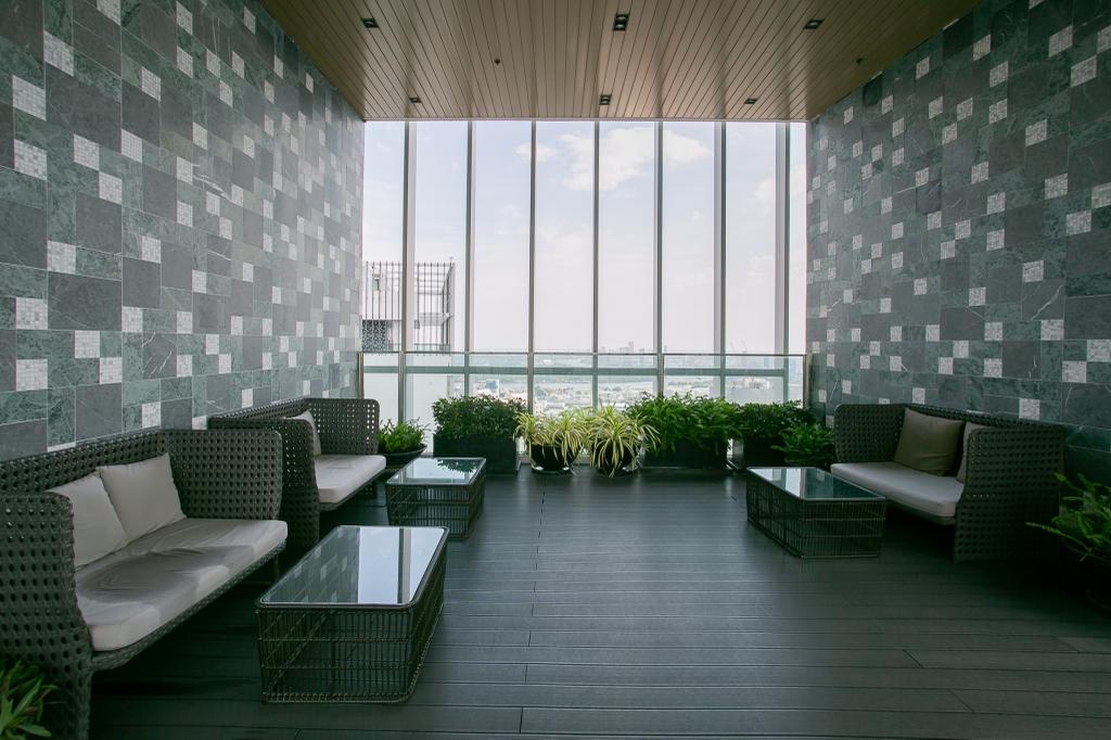 For SaleCondoSukhumvit, Asoke, Thonglor : 🔥Urgent sale with tenant🔥 Condo Park Origin Phrom Phong (Park 24), near Emporium Shopping Mall / BTS Phrom Phong, fully furnished, ready to move in (Tenant's lease ends in July 2026)