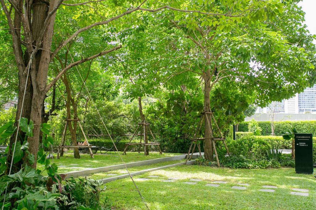 For SaleCondoSukhumvit, Asoke, Thonglor : 🔥Urgent sale with tenant🔥 Condo Park Origin Phrom Phong (Park 24), near Emporium Shopping Mall / BTS Phrom Phong, fully furnished, ready to move in (Tenant's lease ends in July 2026)