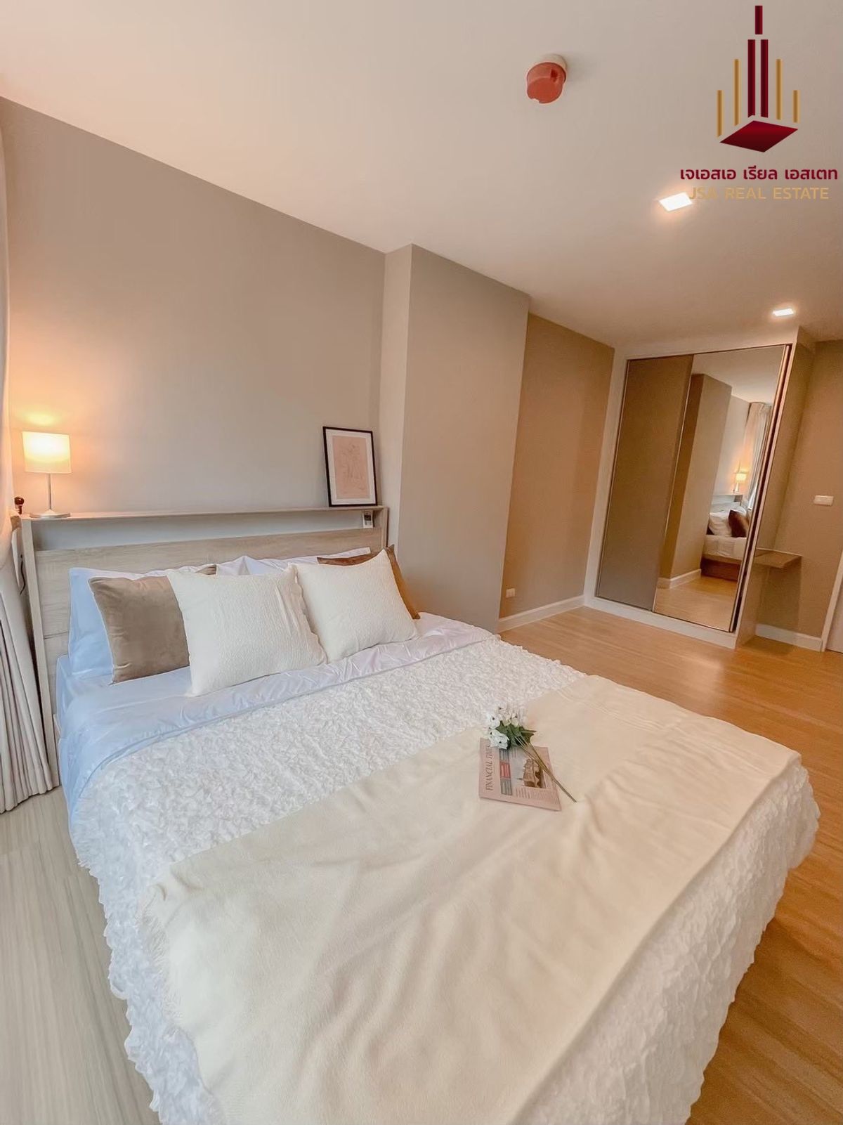 For RentCondoRatchadapisek, Huaikwang, Suttisan : ✨ For Rent: Metro Luxe Ratchada Condo ✨ 💰 ONLY 18,5000 THB/Month