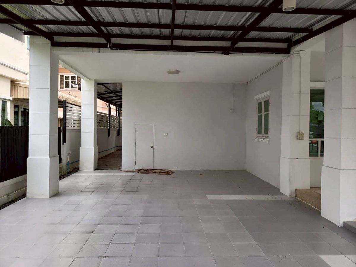 ขายบ้านนนทบุรี บางใหญ่ บางบัวทอง : ขายบ้านเดี่ยว 2 ชั้น หลังมุม หมู่บ้านปิยวรารมย์ 4 สภาพสวยใหม่ ไม่เคยมีคนอยู่ บรรยากาศเงียบสงบ ร่มรื่น