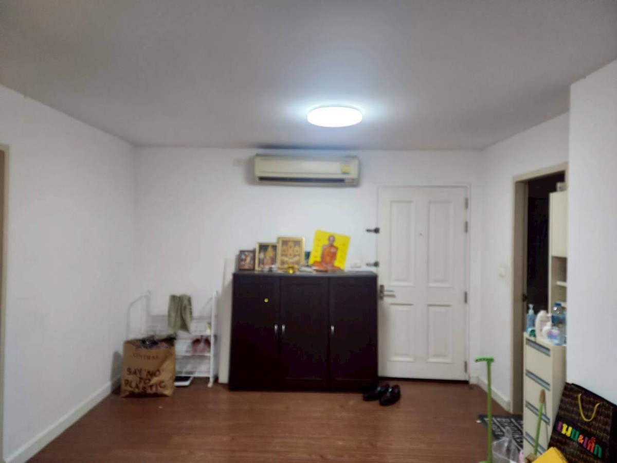 ขายคอนโดสาทร นราธิวาส : FOR SALE!!! ขาย คอนโด วันเอ็กซ์ สาทร-นราธิวาส (นราธิวาสซอย 24) 1นอน 1น้ำ ขนาด 50ตรม. ราคา 2.8ลบ.