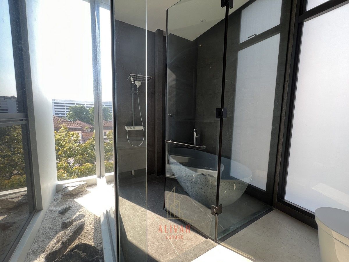 For SaleHome OfficePattanakan, Srinakarin : RH021225 Sell Luxury Home Office at Srinakarin (Size 531 SQ.M.)