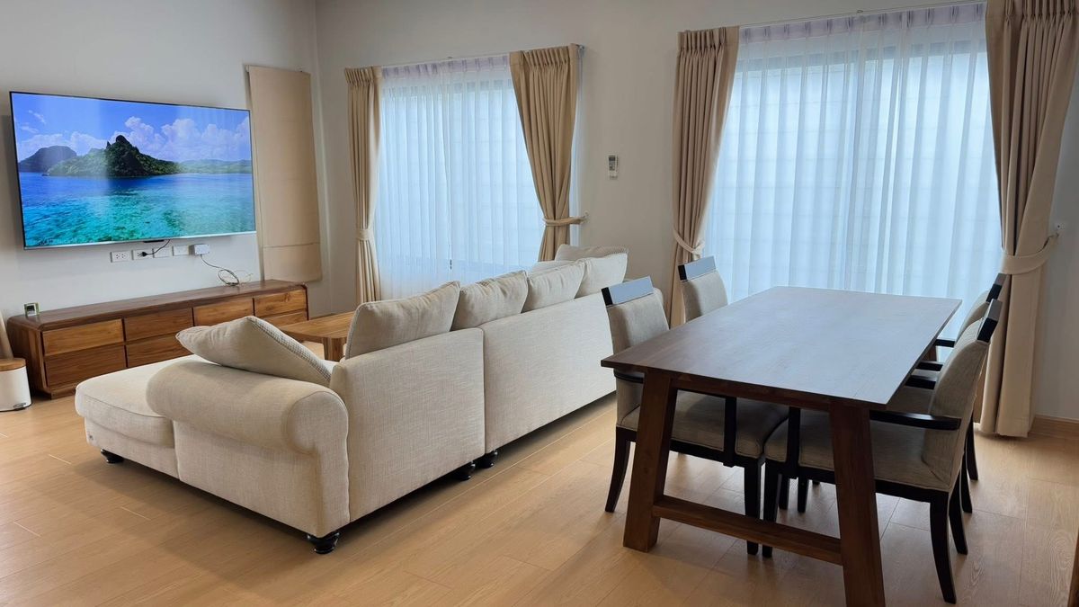 For RentHouseSamut Prakan,Samrong : Twin house for rent Grand Britania, Bang Na-Bang Phli Km. 35, Muji style decoration Near the civil colony