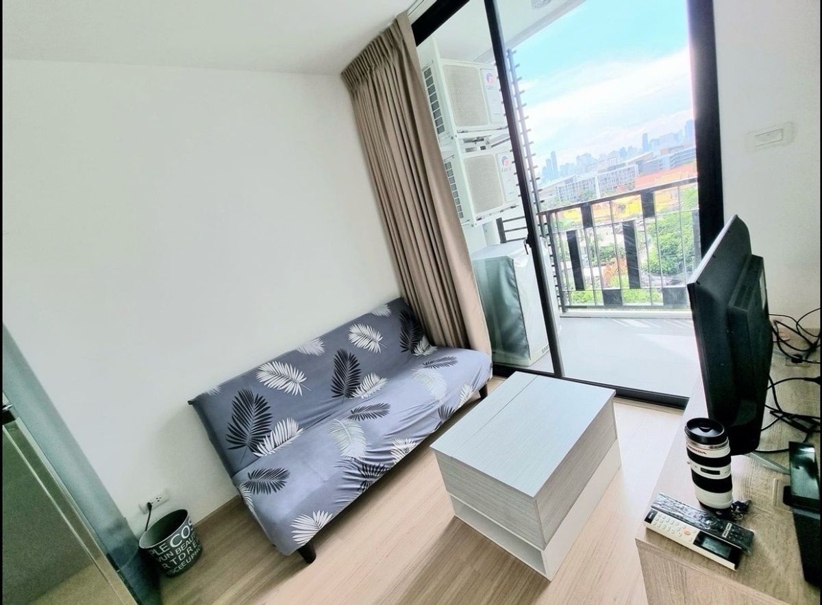 For RentCondoOnnut, Udomsuk : Rent Artemis Sukhumvit 77, Floor 11, 28 sq.w. Do not cover the electrical appliances and fully furnished. There is a washing machine, beautiful room, full of rooms, just decorated. Ready to enter the price of 13,000/month