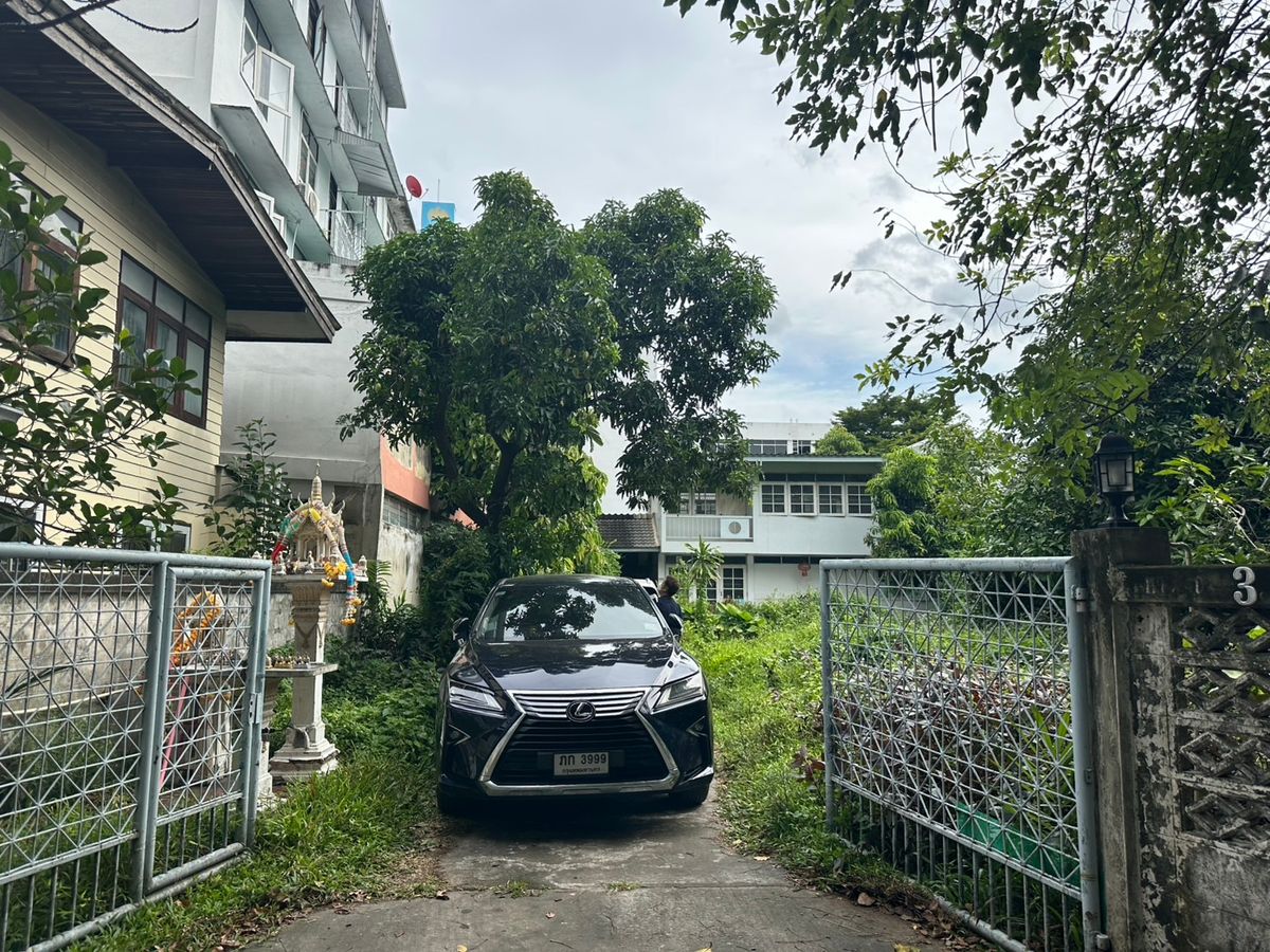 ขายบ้านนนทบุรี บางใหญ่ บางบัวทอง : ขายบ้านเดี่ยว 2 ชั้น ซอยติวานนท์ 3/1 ต.ตลาดขวัญ จ.นนทบุรี