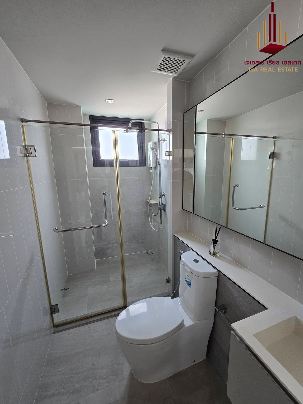 For SaleCondoSapankwai,Jatujak : ✨ For Sale: The Reserve PHAL - Pradipat Condo ✨ 💰 ONLY 6,350,000 THB