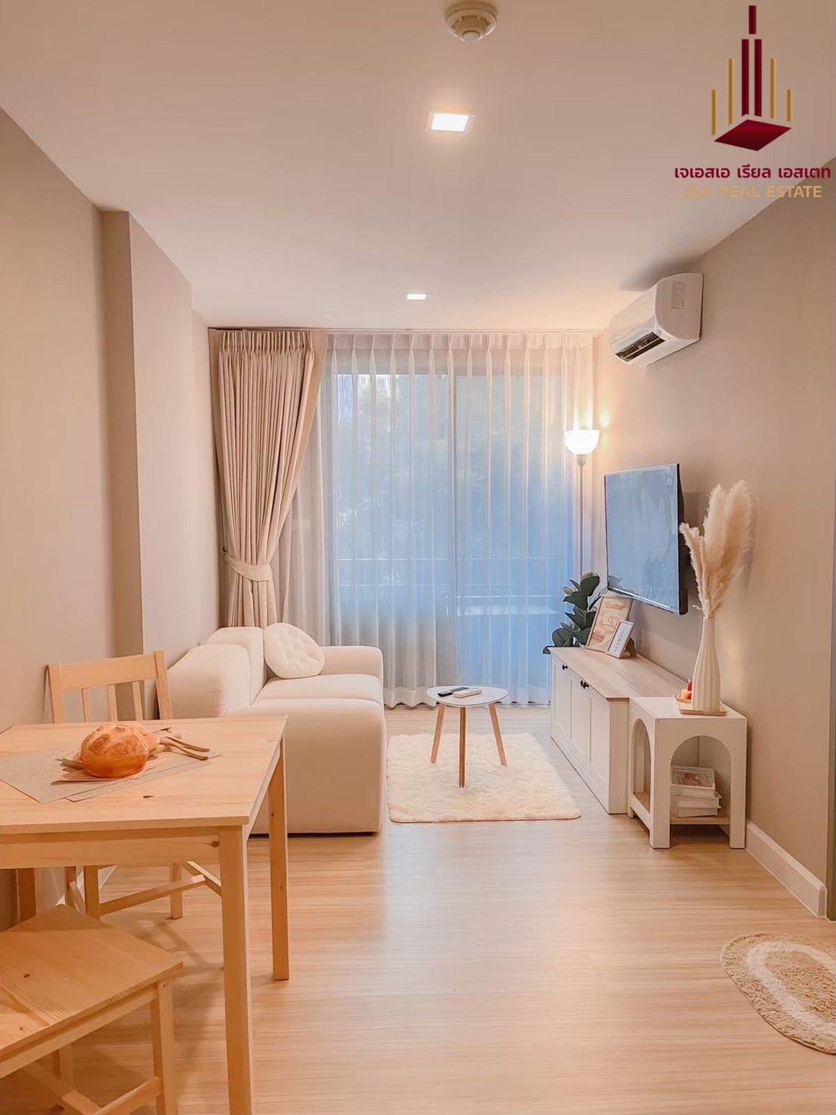 For RentCondoRatchadapisek, Huaikwang, Suttisan : ✨ For Rent: Metro Luxe Ratchada Condo ✨ 💰 ONLY 18,5000 THB/Month
