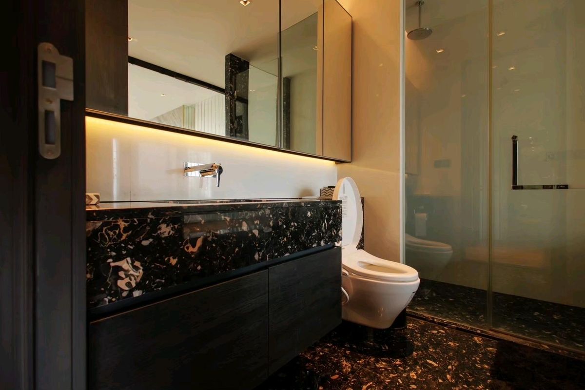 คอนโดสุขุมวิท อโศก ทองหล่อ : 📌For RENT & SELL เช่า และ ขาย | BEATNIQ Sukhumvit 32 - 2BR (105 sqm) 125,000 THB / 33,000,000 THB