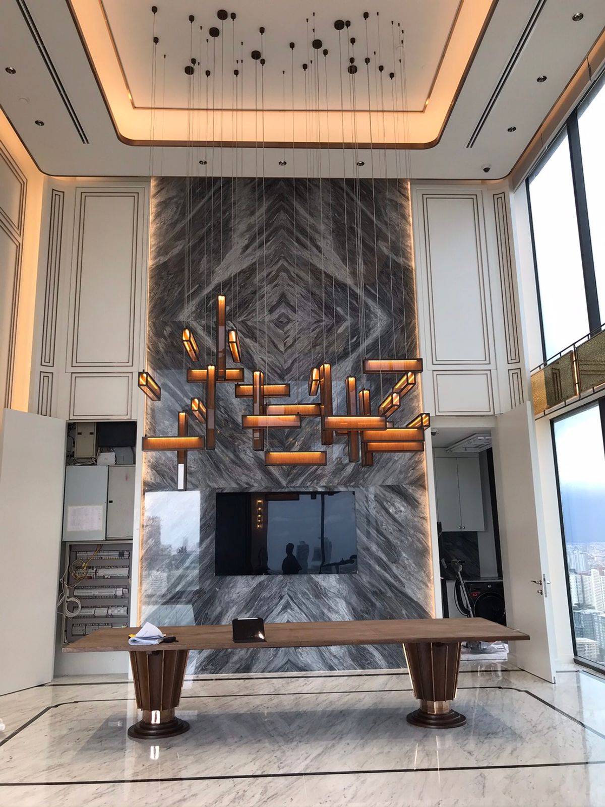 ขายคอนโดพระราม 9 เพชรบุรีตัดใหม่ RCA : 🔥 ขายด่วน 🔥  Duplex Penthouse ถูกที่สุด ห้องว่าง ห้องสวย ตรงปก วิวดีมาก พร้อมนัดดู  Call 0619824959