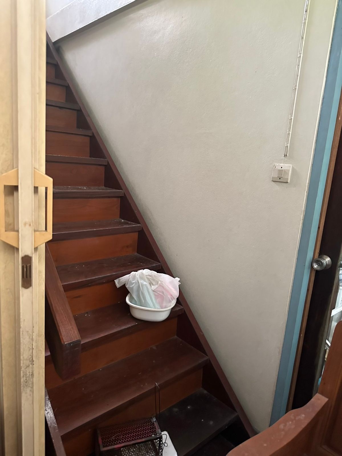 ขายบ้านนนทบุรี บางใหญ่ บางบัวทอง : ขายบ้านเดี่ยว 2 ชั้น ซอยติวานนท์ 3/1 ต.ตลาดขวัญ จ.นนทบุรี