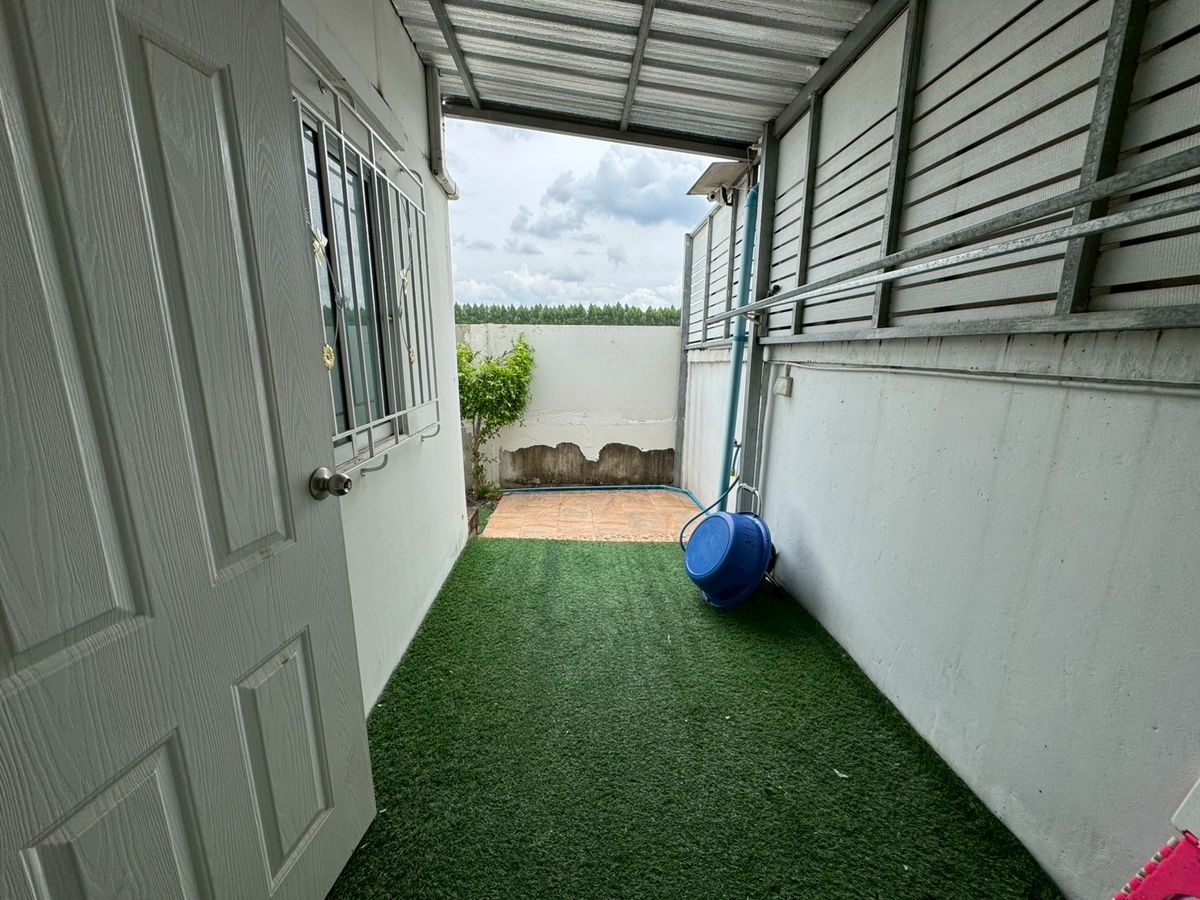 For SaleTownhomePathum Thani,Rangsit, Thammasat : Townhome for sale in Lalil Town Lio. & Amp; Lan CO CRIC Lam Luk Ka Khlong 4 - 5