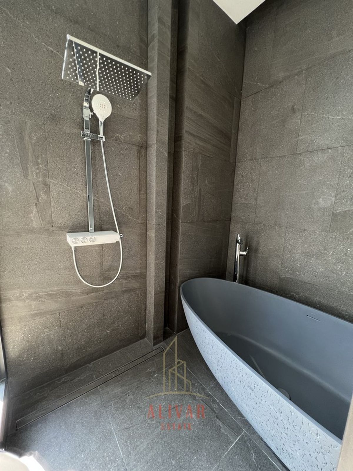 For SaleHome OfficePattanakan, Srinakarin : RH021225 Sell Luxury Home Office at Srinakarin (Size 531 SQ.M.)