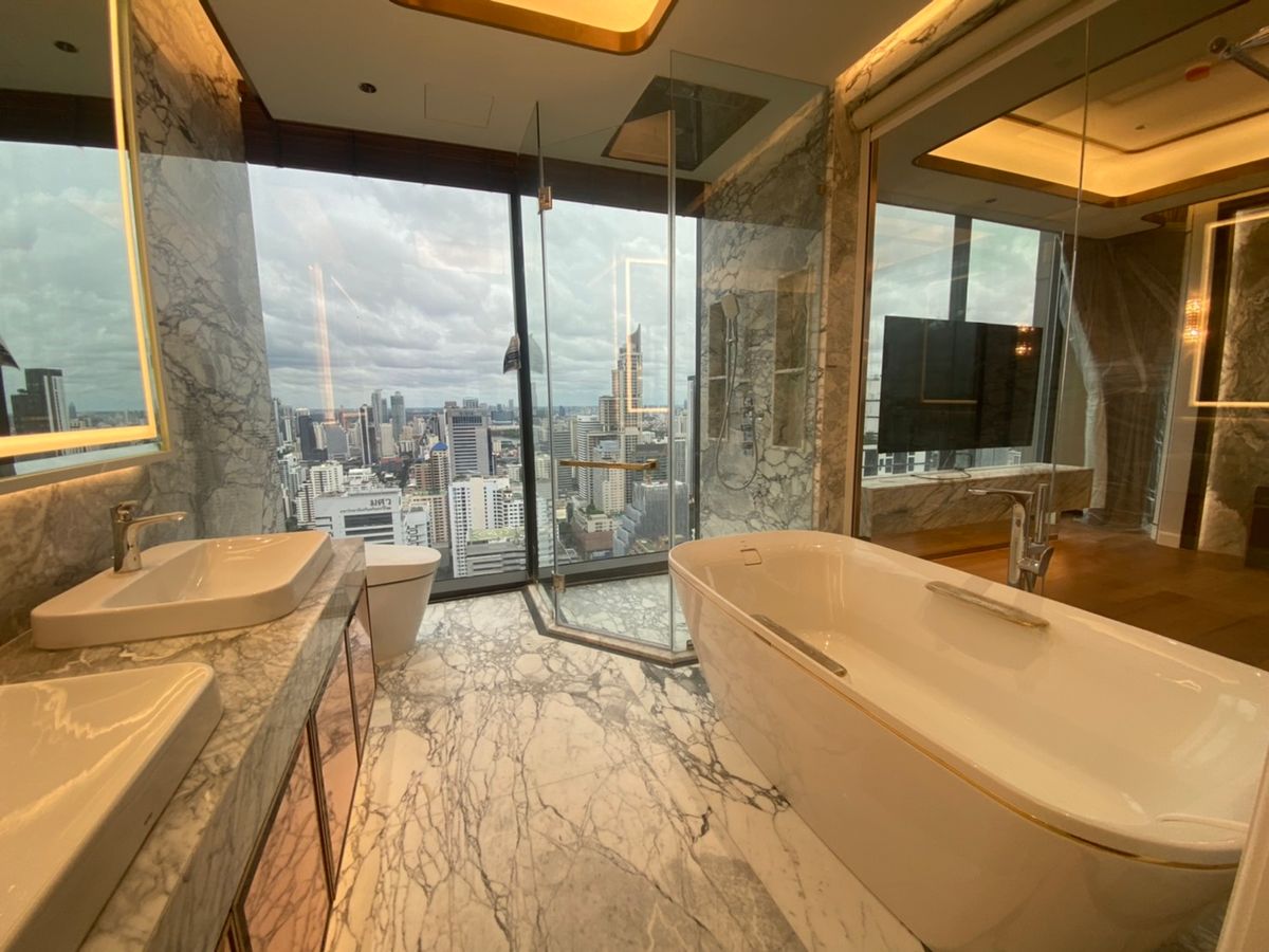 ขายคอนโดพระราม 9 เพชรบุรีตัดใหม่ RCA : 🔥 ขายด่วน 🔥  Duplex Penthouse ถูกที่สุด ห้องว่าง ห้องสวย ตรงปก วิวดีมาก พร้อมนัดดู  Call 0619824959