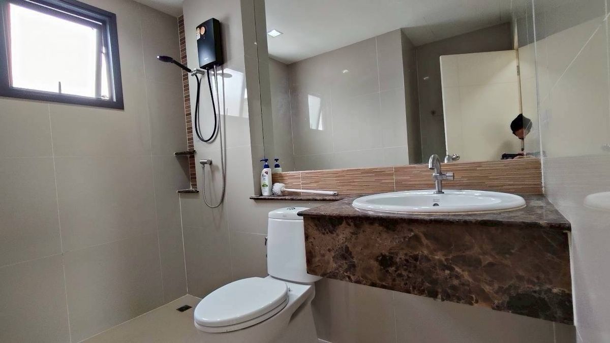 ให้เช่าทาวน์โฮมพระราม 2 บางขุนเทียน : 🏡 ให้เช่าทาวน์โฮม 3 ชั้น ทำเลทอง ใกล้เซ็นทรัลพระราม 2