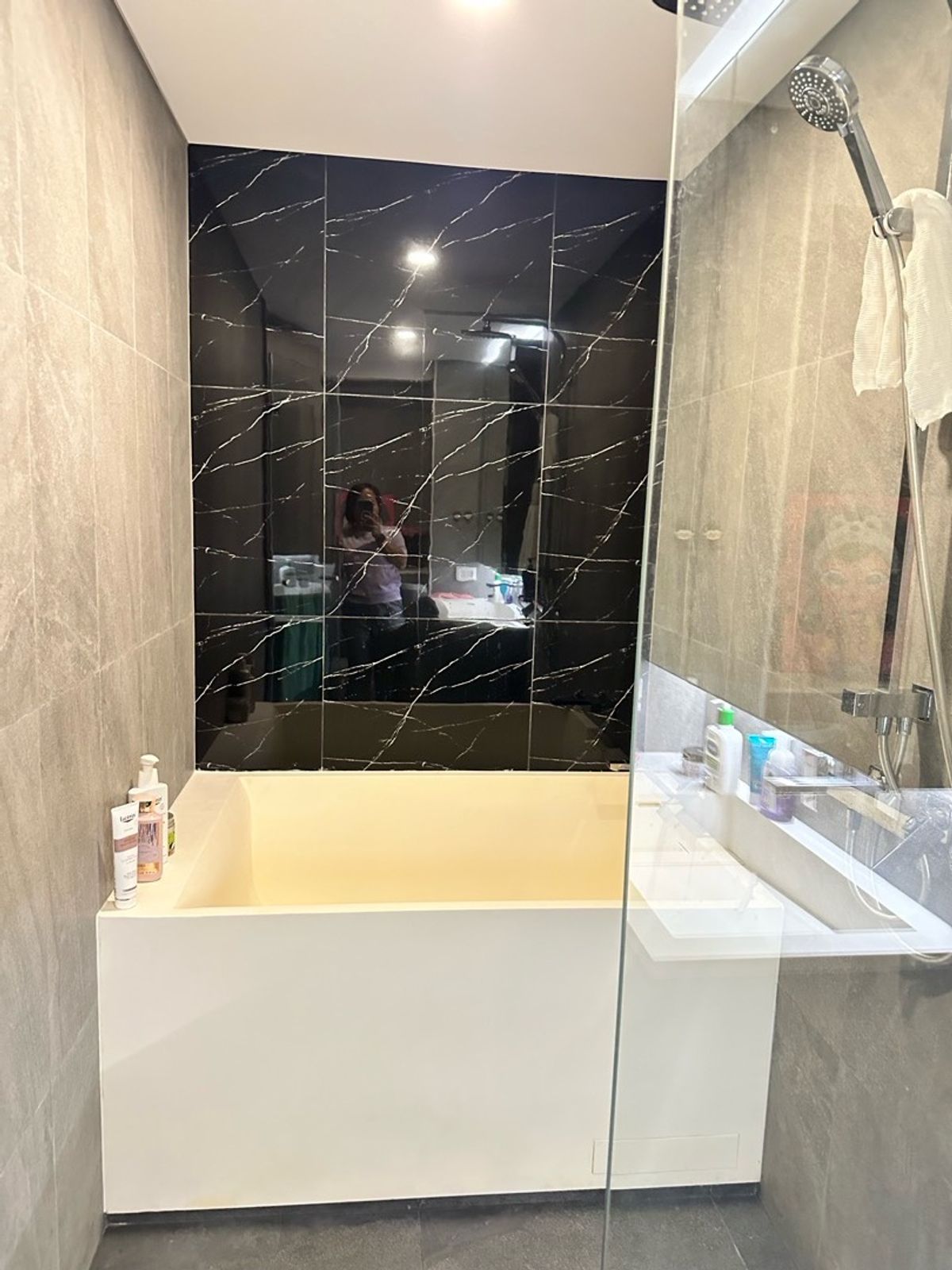 ให้เช่าคอนโดพระราม 9 เพชรบุรีตัดใหม่ RCA : 🔥ให้เช่าด่วน🔥ไซมิส พระราม 9 ห้องมุมวิวสวน 3ห้องนอน เฟอร์นิเจอร์ครบพร้อมเข้าอยู่ ใกล้ MRT พระราม 9