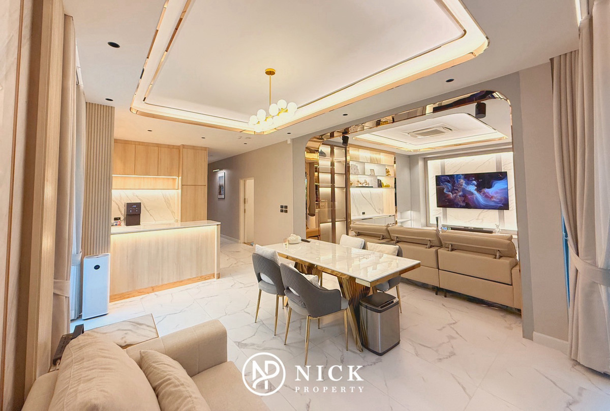 For SaleHouseRama5, Ratchapruek, Bangkruai : Bangkok Boulevard Signature Sathorn - Pinklao: Luxury Class Modern Colonnade Bangkok Boulevard Signature Luxury House behind Club House The heart of Ratchapruek The best home position in the project Beautifully decorated with special price