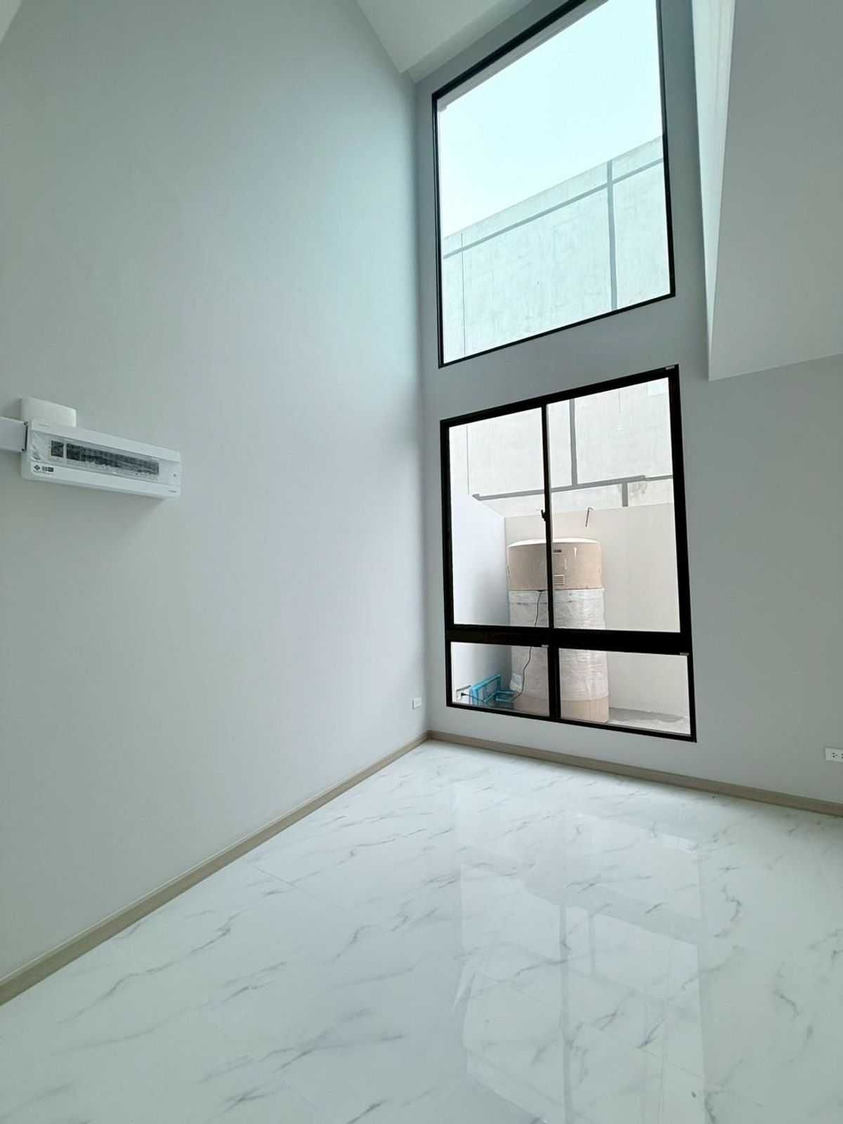 ให้เช่าทาวน์โฮมพระราม 2 บางขุนเทียน : Home Office ให้เช่า ✨ Gravitia Rama 2 - Thakam ✨ 3 ชั้น 3 ห้องนอน 4 ห้องน้ำ หลัง Homepro พระราม 2