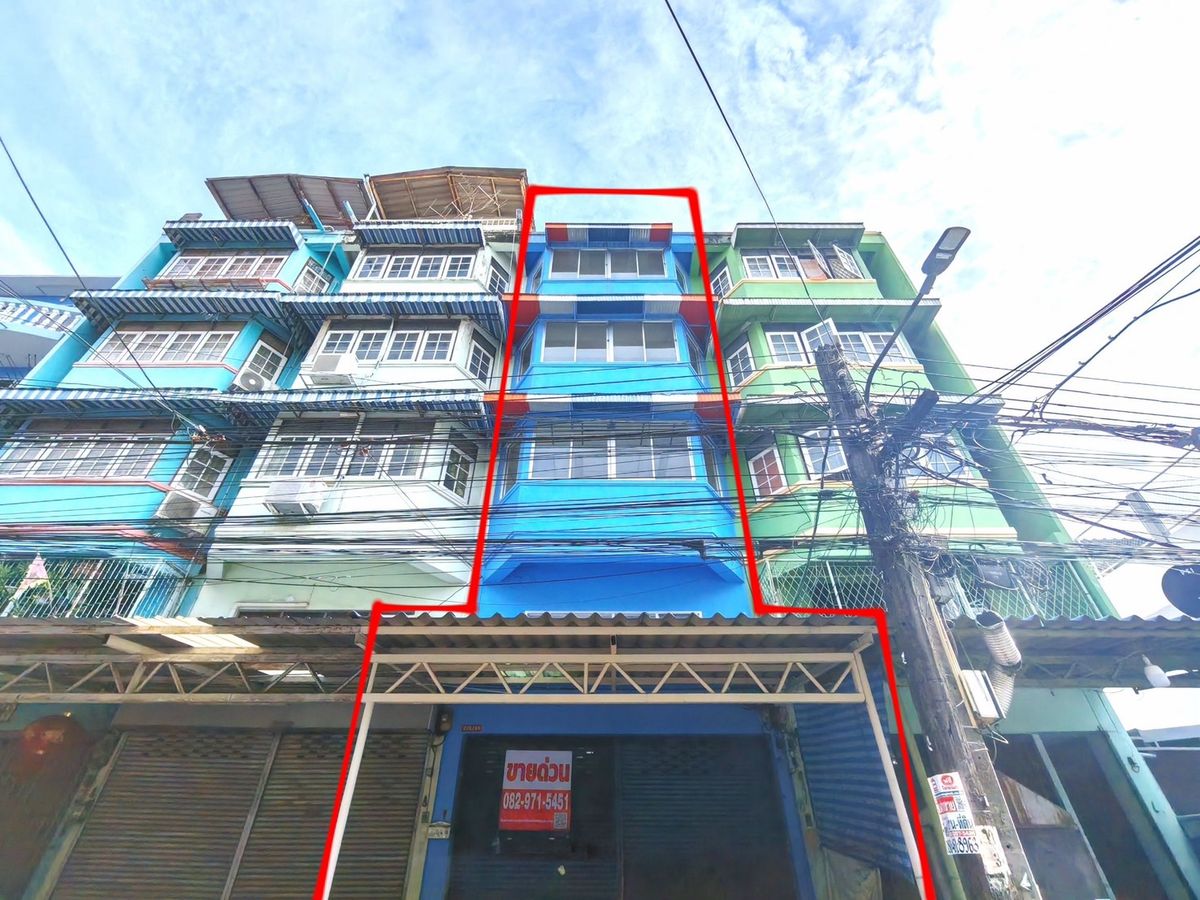 For SaleShop HouseRathburana, Suksawat : 4.5 -storey commercial building for sale, Soi Suksawat 6, Chom Thong District, Bangkok, near Na Nimit Temple