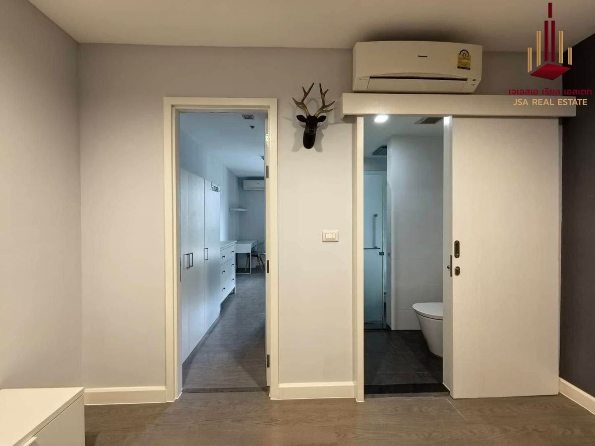 For RentCondoRama9, Petchburi, RCA : ✨ For Rent: A SPACE ID Asoke-Ratchada Condo ✨ 💰 ONLY 13,500 THB/Month