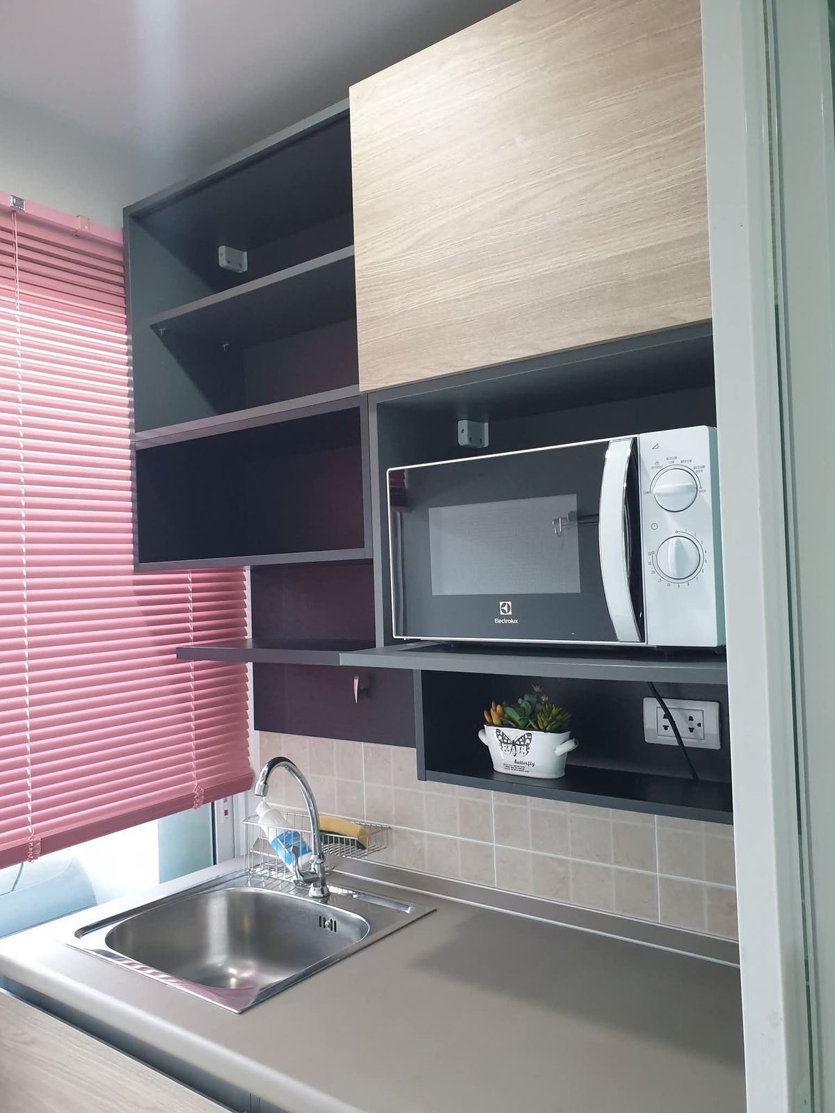 For RentCondoOnnut, Udomsuk : P-2807 for rent! Regent 81 condo, ready to be near BTS On Nut