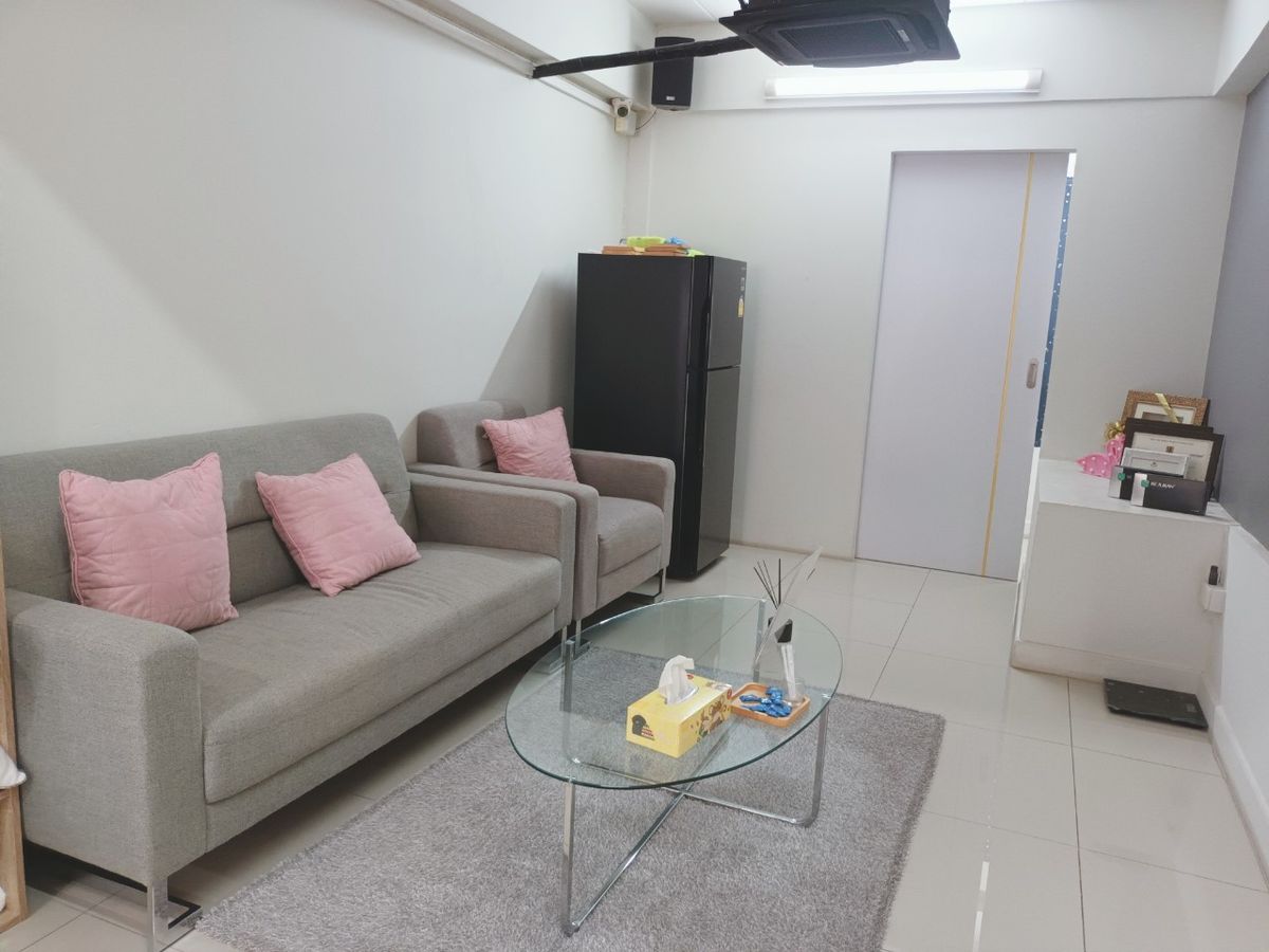 อาคารพาณิชย์โคราช นครราชสีมา : ขายและให้เช่าอาคารพาณิชย์ห้องริมติดถนนThehabitatโคราช ตรงข้ามไก่ย่างสืบศิริ