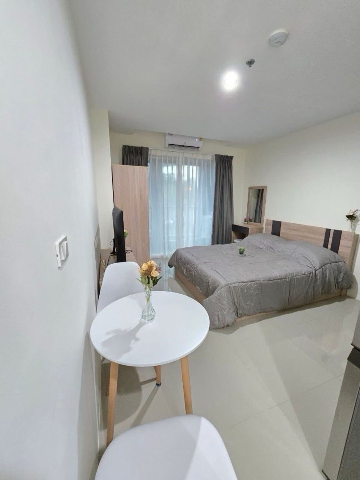 For RentCondoPattanakan, Srinakarin : For rent, Assikan Place Srinakarin, 2nd floor, price 8,000 baht, available in full