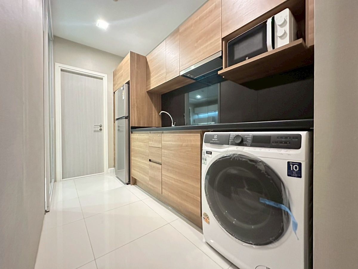 For RentCondoSamut Prakan,Samrong : For rent ✨ The Metropolis Samrong Interchange ✨ near BTS Samrong, fully furnished and equipped with appliances