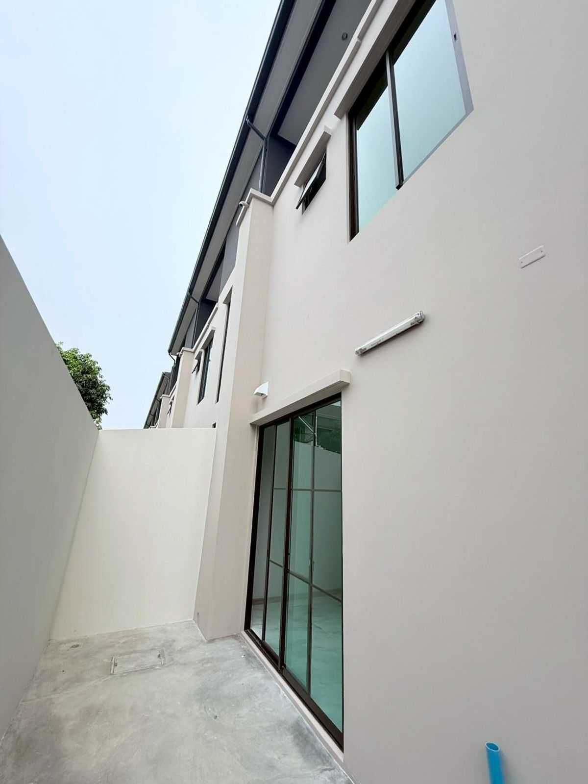 ให้เช่าทาวน์โฮมพระราม 2 บางขุนเทียน : Home Office ให้เช่า ✨ Gravitia Rama 2 - Thakam ✨ 3 ชั้น 3 ห้องนอน 4 ห้องน้ำ หลัง Homepro พระราม 2