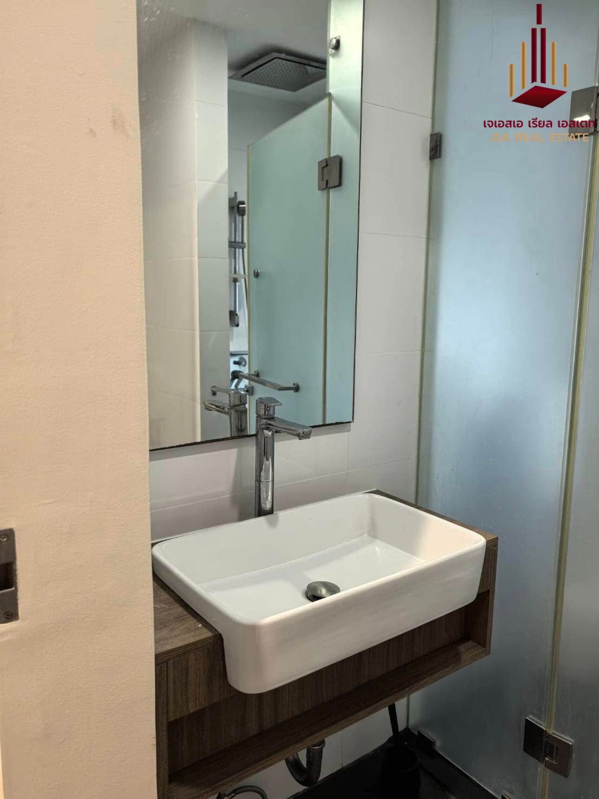 For RentCondoRama9, Petchburi, RCA : ✨ For Rent: A SPACE ID Asoke-Ratchada Condo ✨ 💰 ONLY 13,500 THB/Month