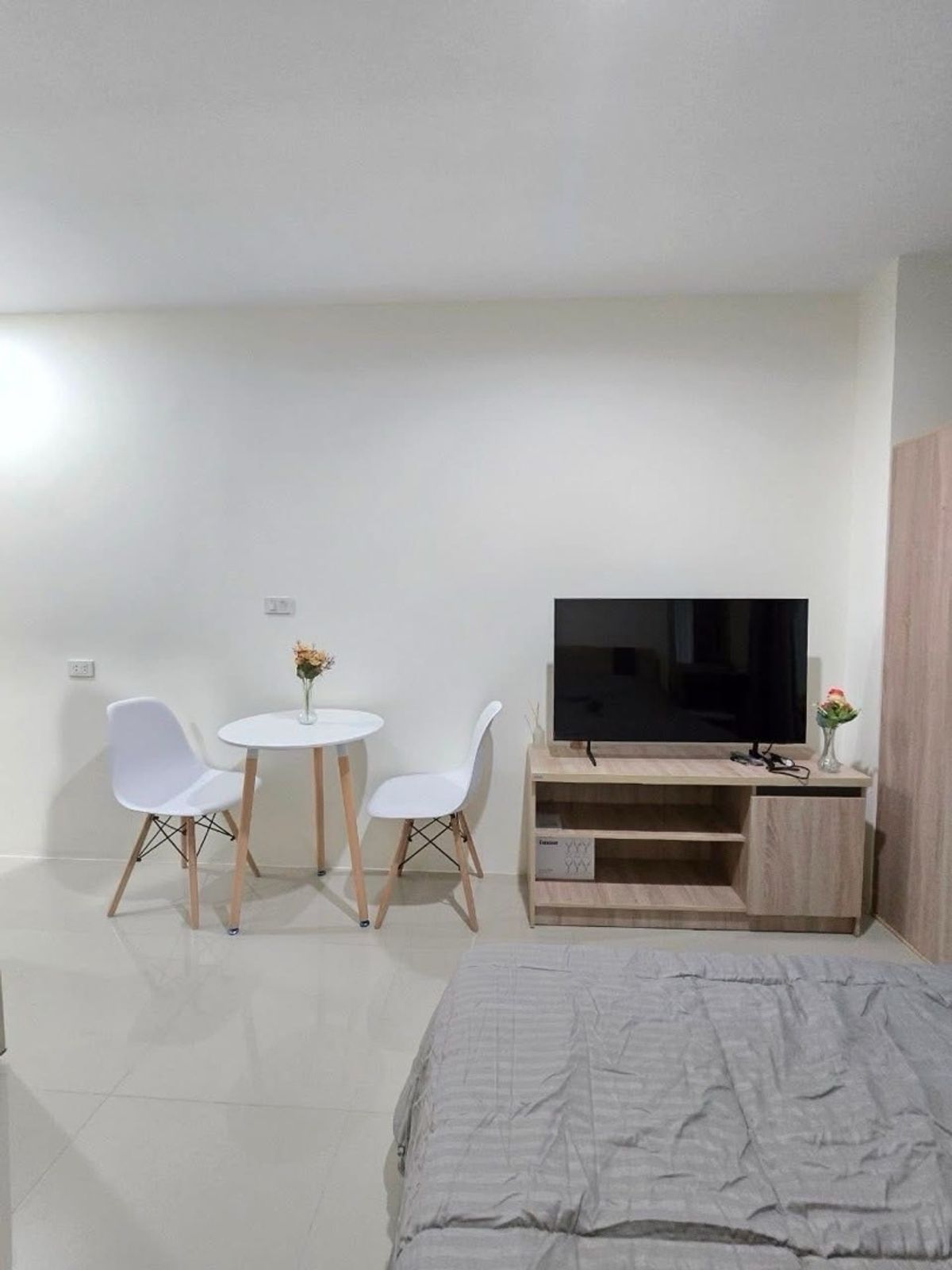 For RentCondoPattanakan, Srinakarin : For rent, Assikan Place Srinakarin, 2nd floor, price 8,000 baht, available in full