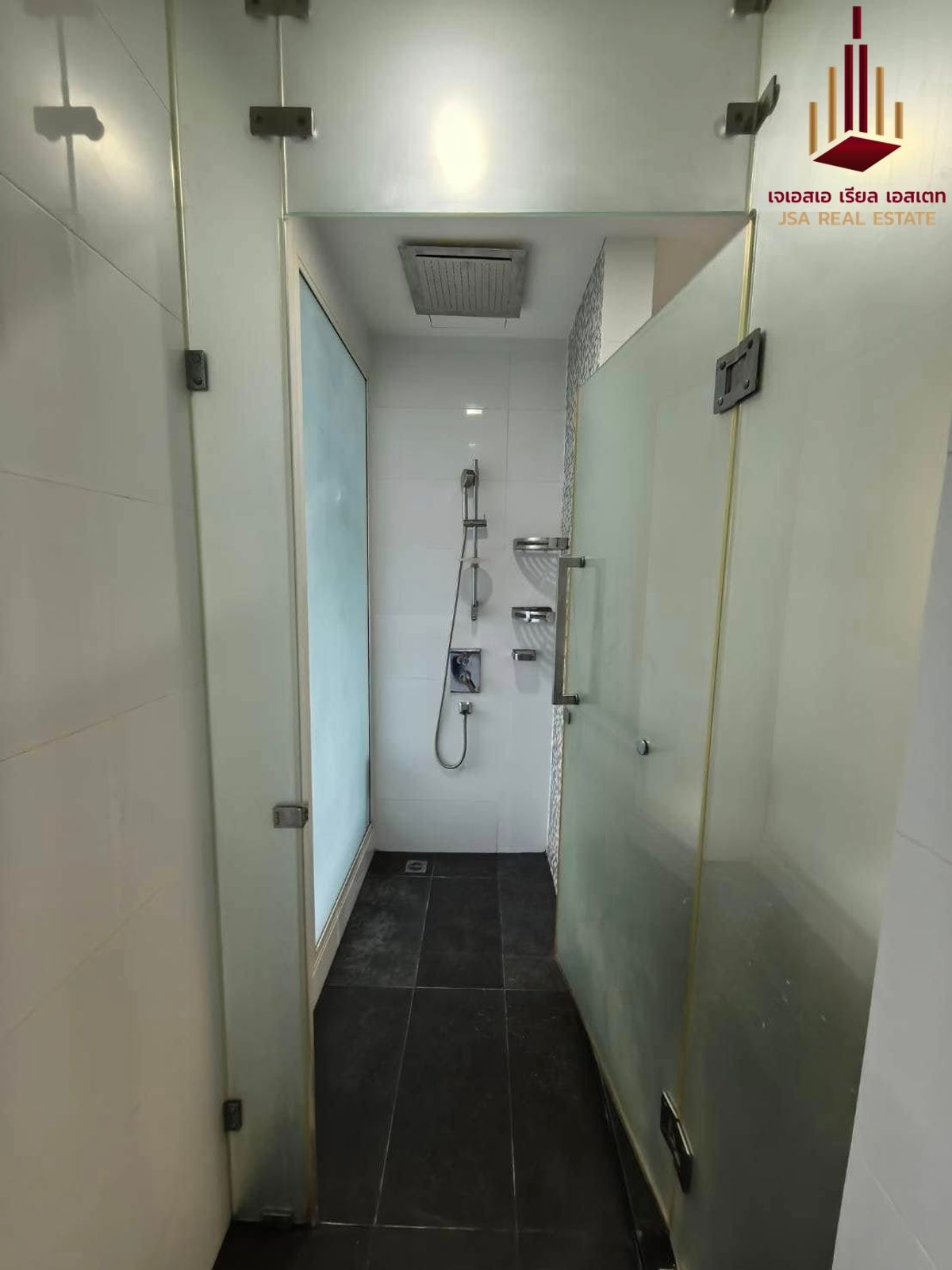 For RentCondoRama9, Petchburi, RCA : ✨ For Rent: A SPACE ID Asoke-Ratchada Condo ✨ 💰 ONLY 13,500 THB/Month