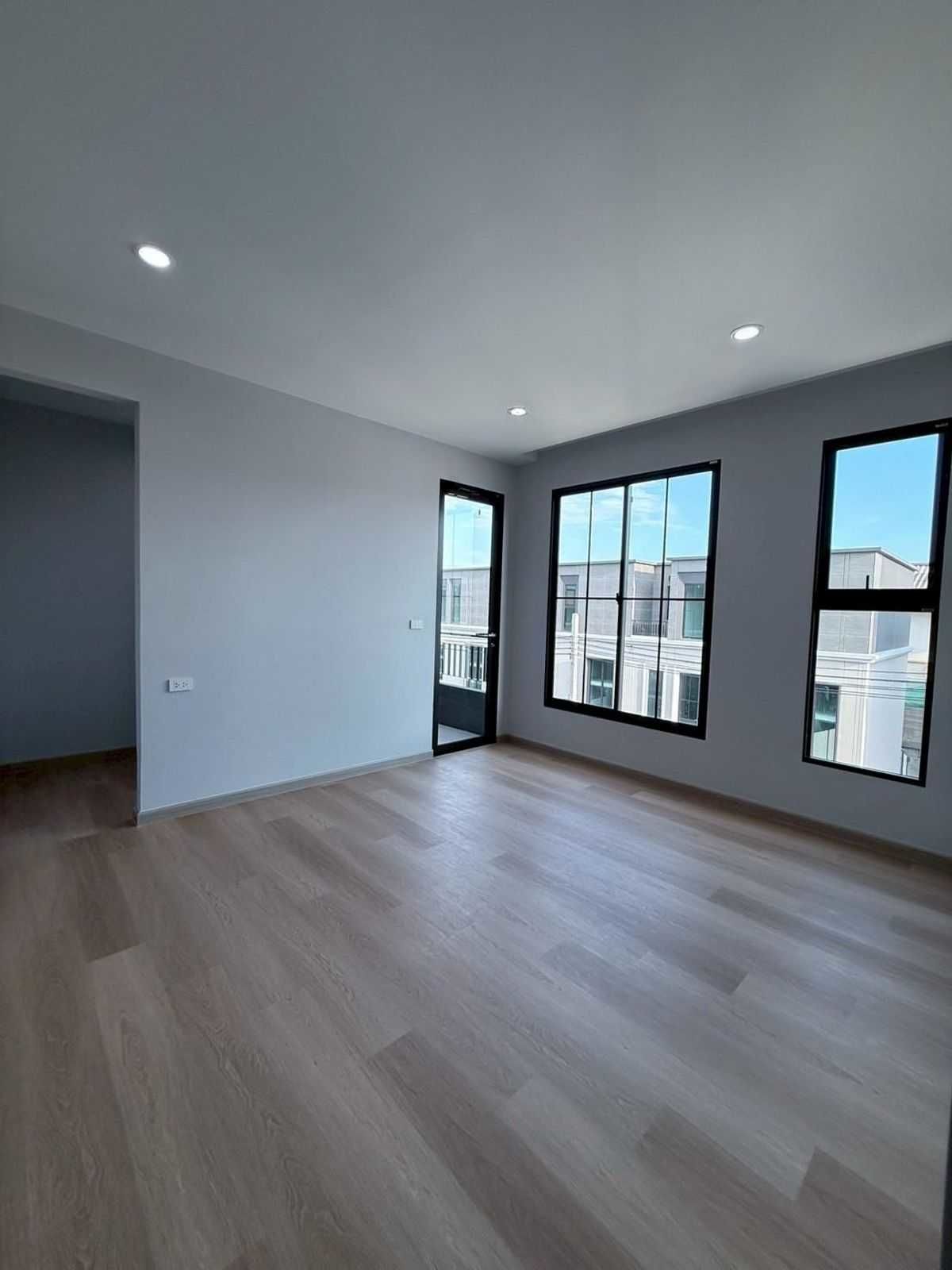 ให้เช่าทาวน์โฮมพระราม 2 บางขุนเทียน : Home Office ให้เช่า ✨ Gravitia Rama 2 - Thakam ✨ 3 ชั้น 3 ห้องนอน 4 ห้องน้ำ หลัง Homepro พระราม 2