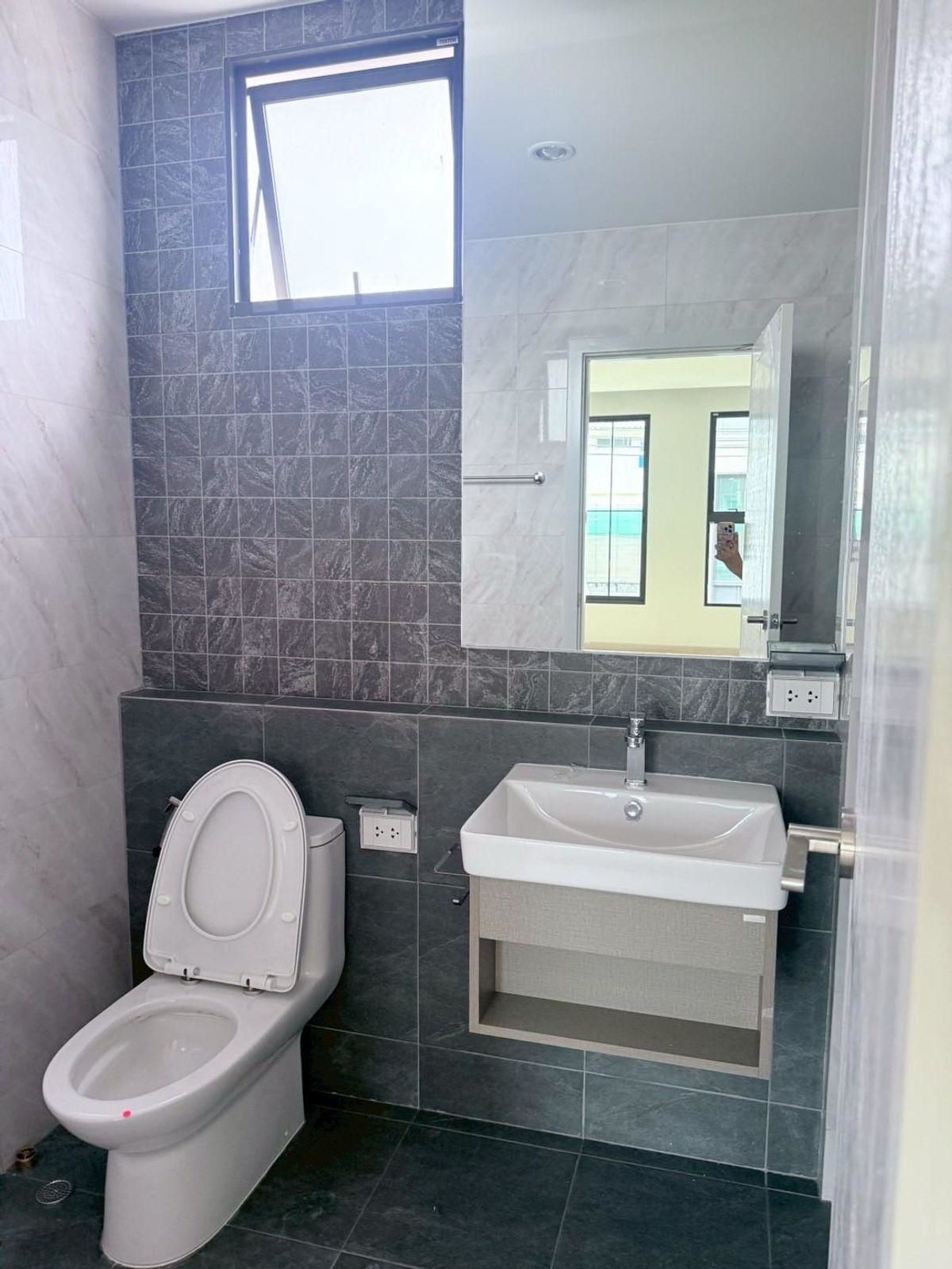 ให้เช่าทาวน์โฮมพระราม 2 บางขุนเทียน : Home Office ให้เช่า ✨ Gravitia Rama 2 - Thakam ✨ 3 ชั้น 3 ห้องนอน 4 ห้องน้ำ หลัง Homepro พระราม 2