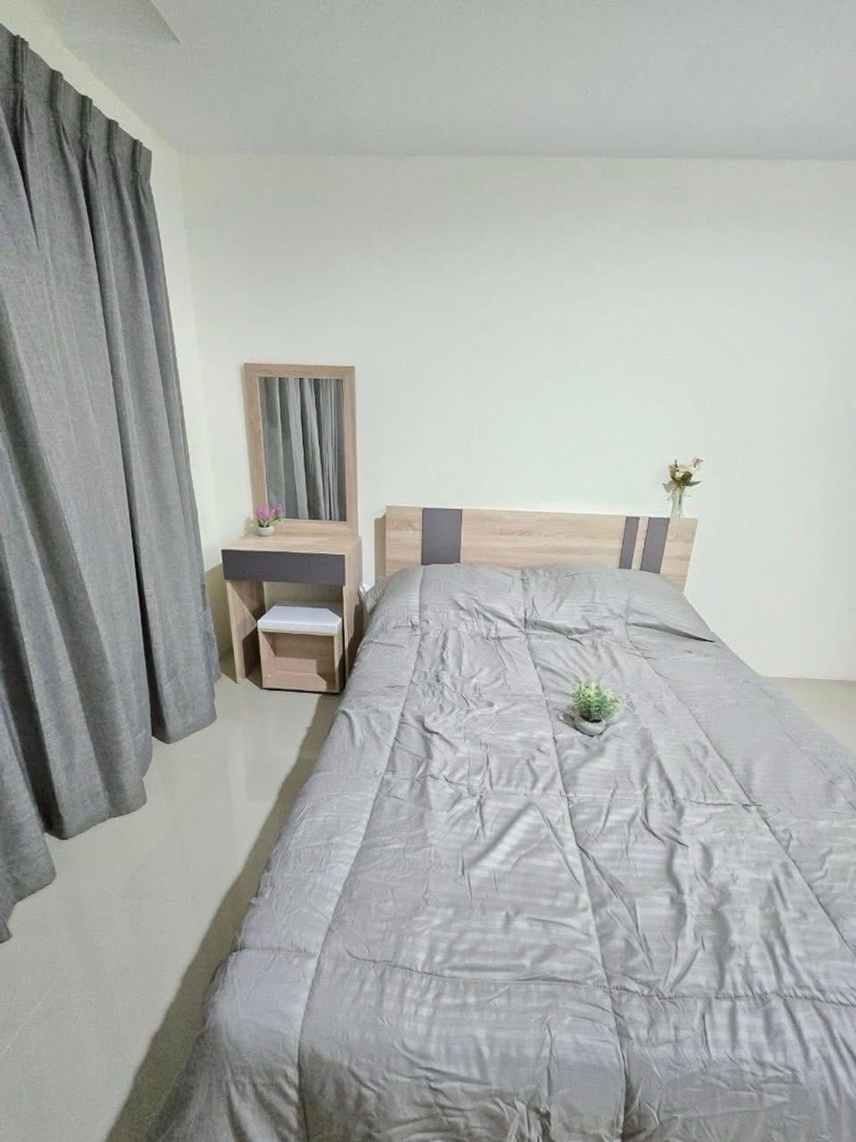 For RentCondoPattanakan, Srinakarin : For rent, Assikan Place Srinakarin, 2nd floor, price 8,000 baht, available in full