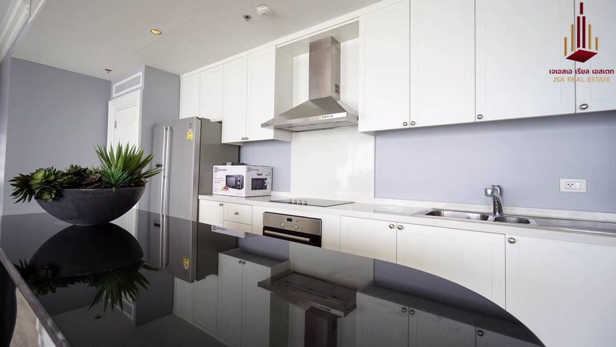 ให้เช่าคอนโดสุขุมวิท อโศก ทองหล่อ : ✨ For Rent : The Emporio Place ✨160,000 THB/month